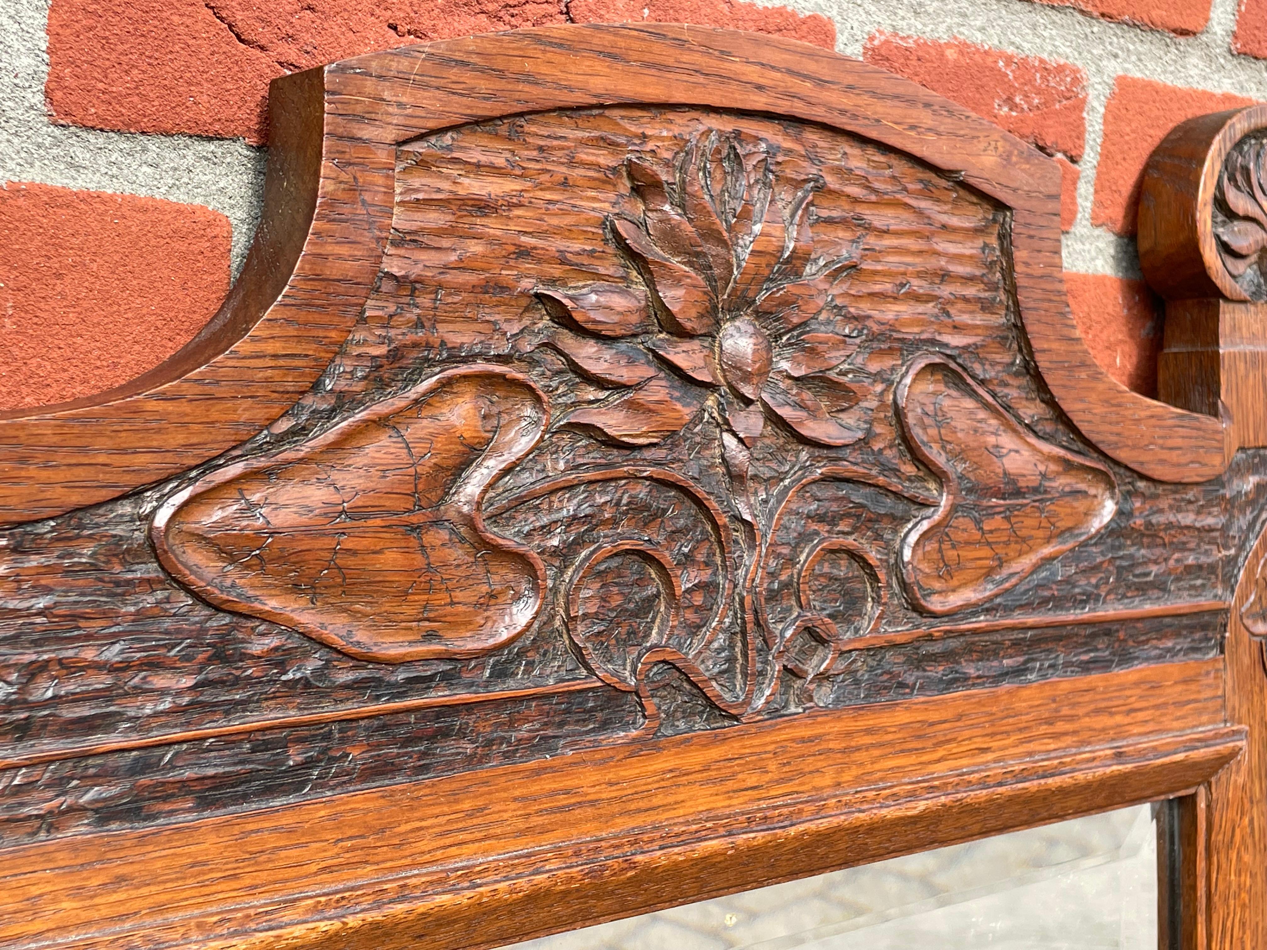 Gorgeous Arts & Crafts Wall Mirror w. Hand Carved Lotus Flower & Leaf Sculptures In Good Condition For Sale In Lisse, NL