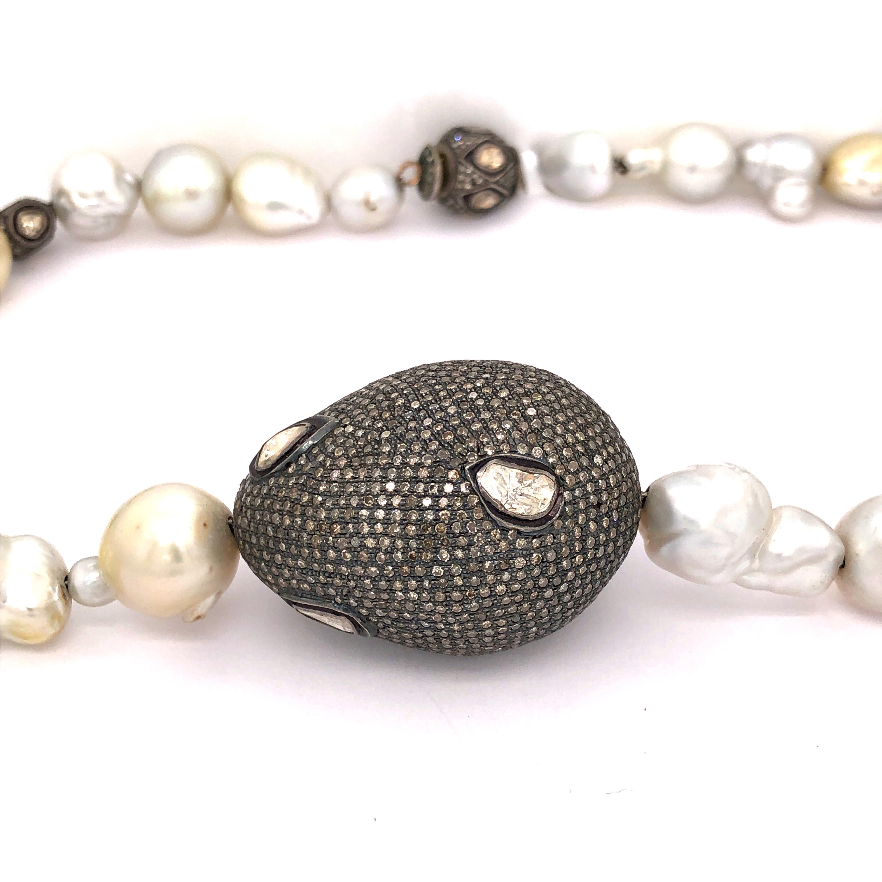 Contemporary Gorgeous Baroque South Sea Pearl Diamonds Silver Necklace For Sale