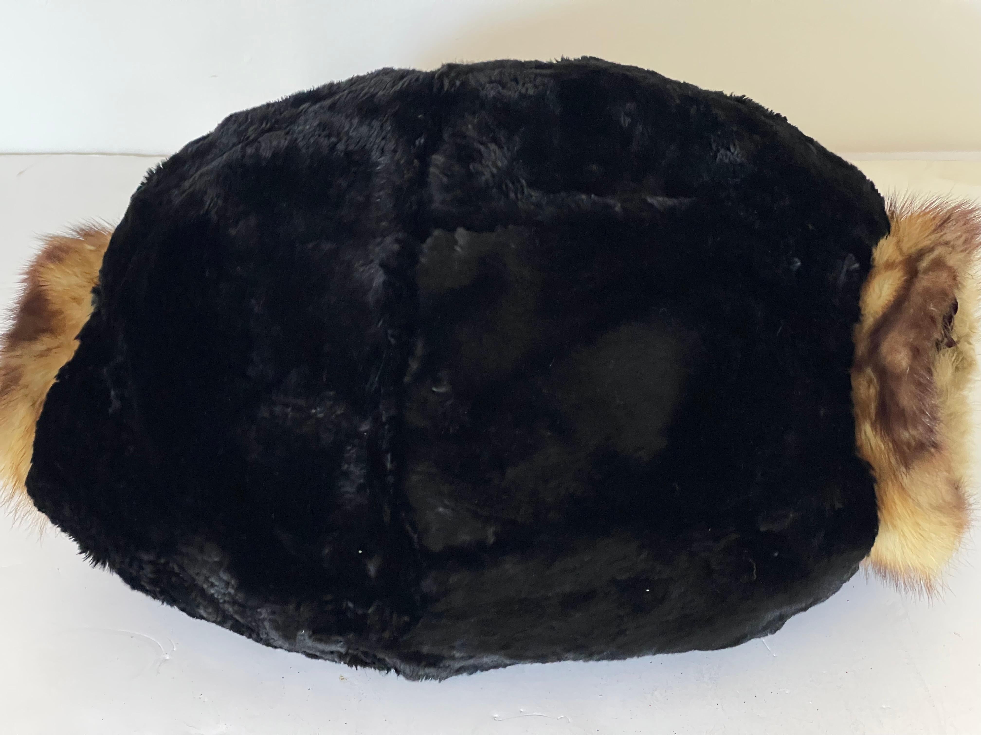 Classique américain Magnifique manchon en fourrure de castor noir en vente