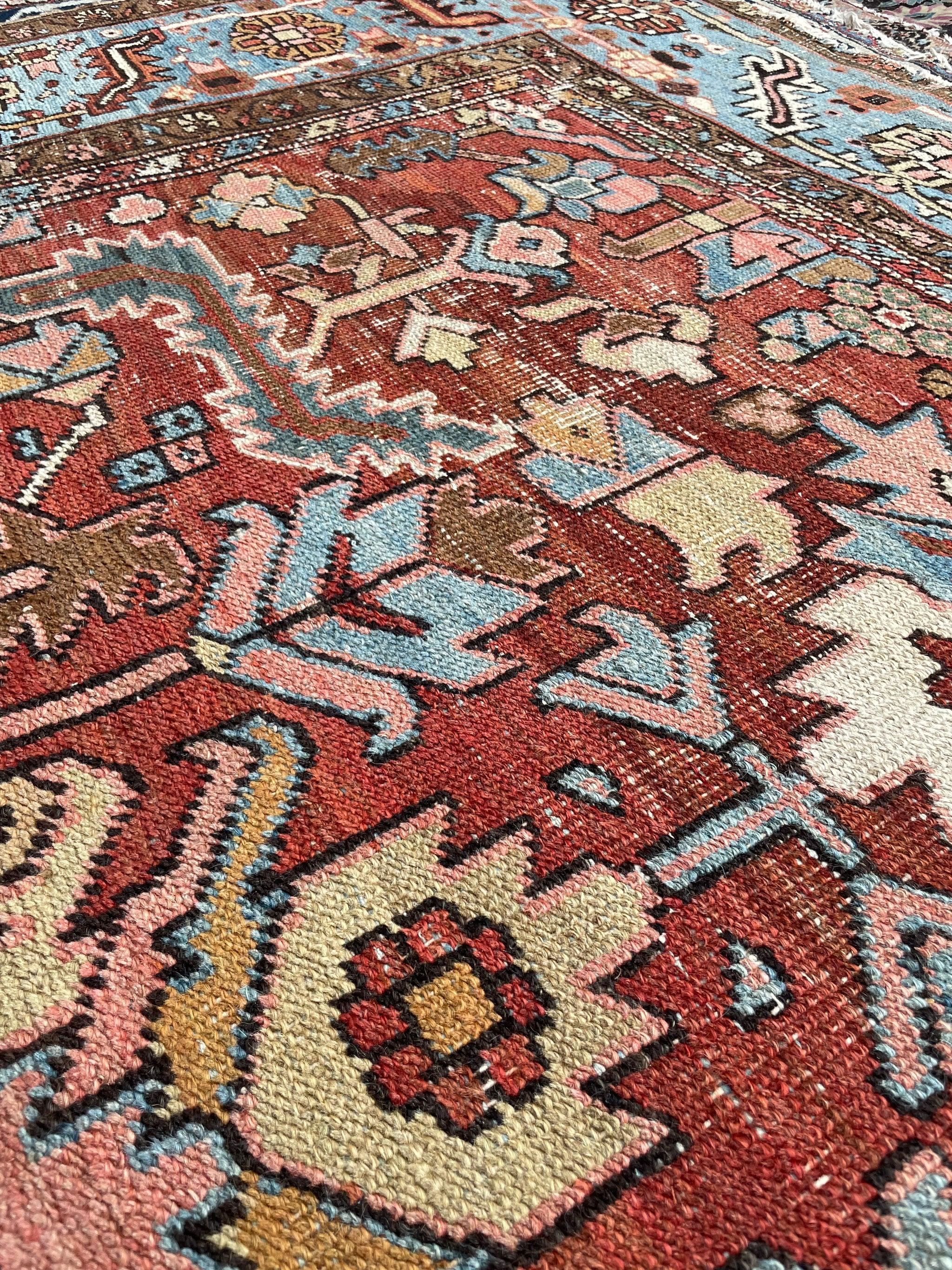 Gorgeous Blooming Jungle Antique Rug, circa. 1915-1925 For Sale 6