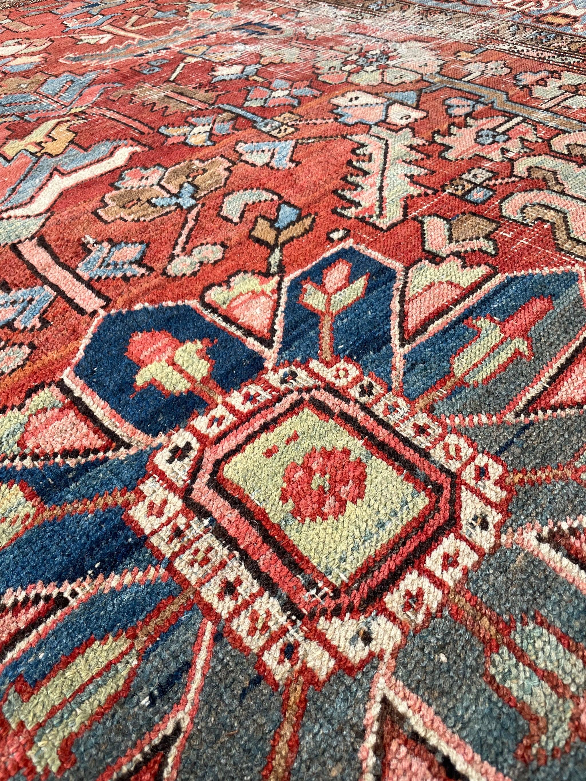 Gorgeous Blooming Jungle Antique Rug, circa. 1915-1925 For Sale 11