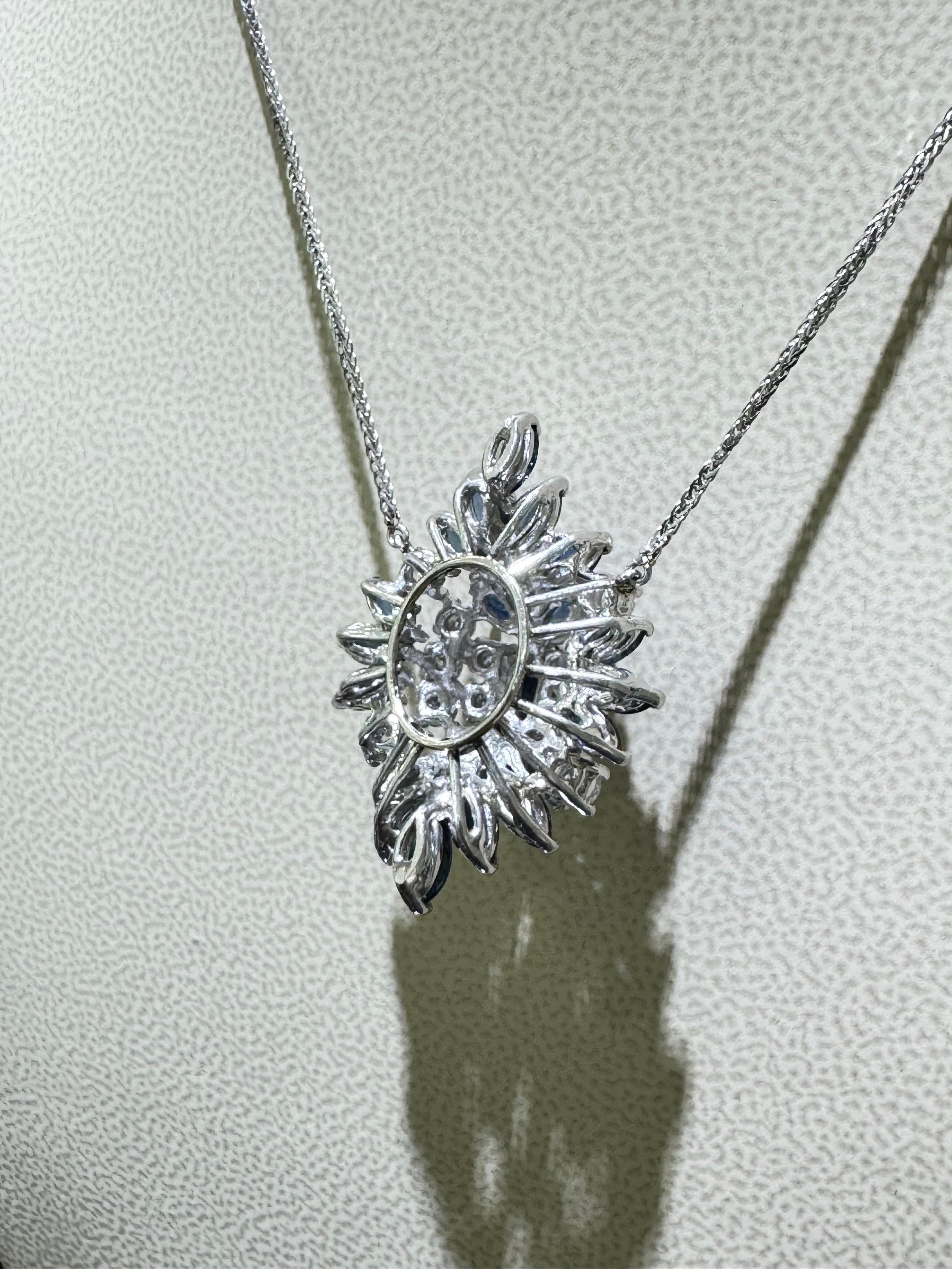 Superbe collier de saphirs bleus et diamants en or blanc 14 carats  en vente 3