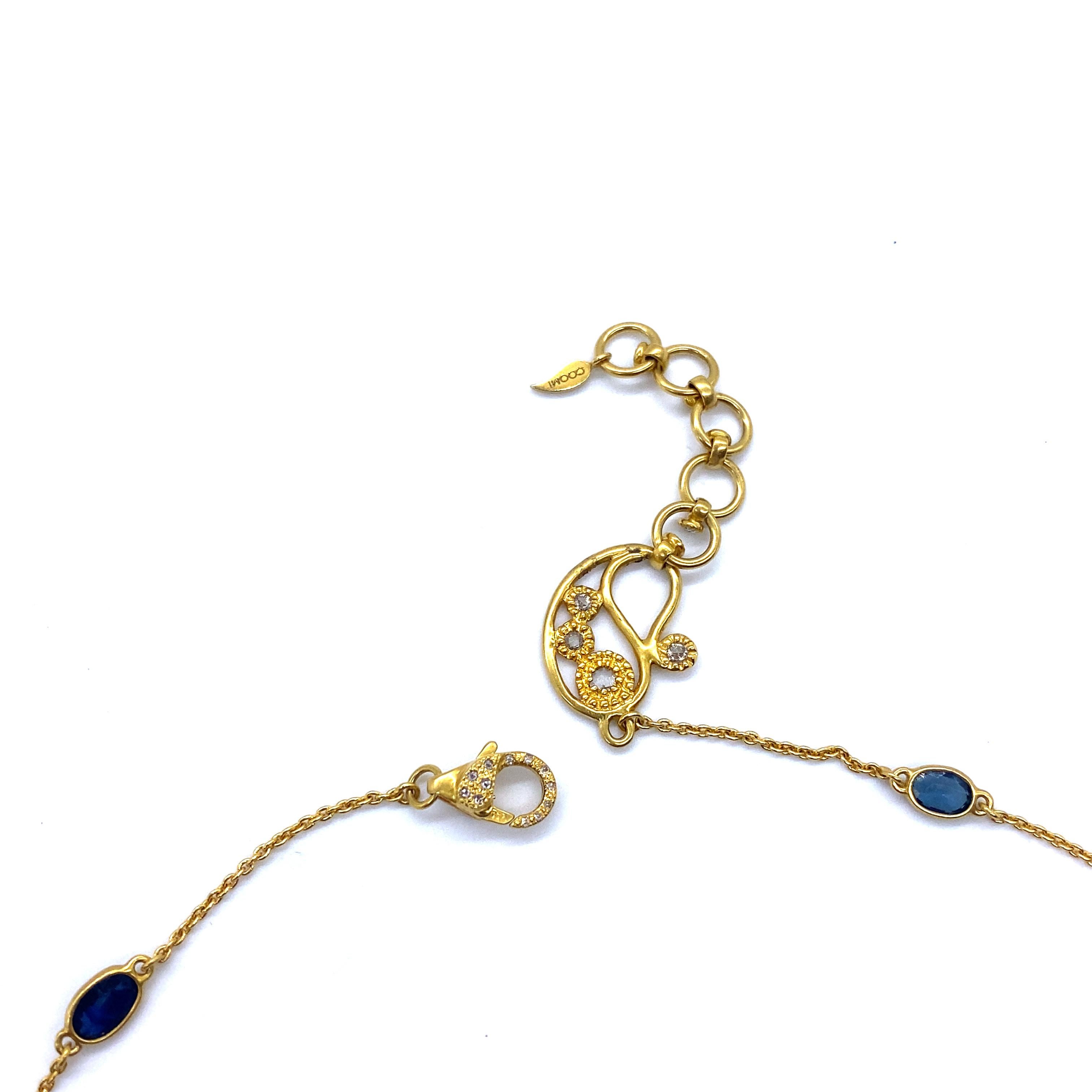 Contemporary Gorgeous Blue Sapphire Drops Necklace with 1.08 Carat Diamonds For Sale