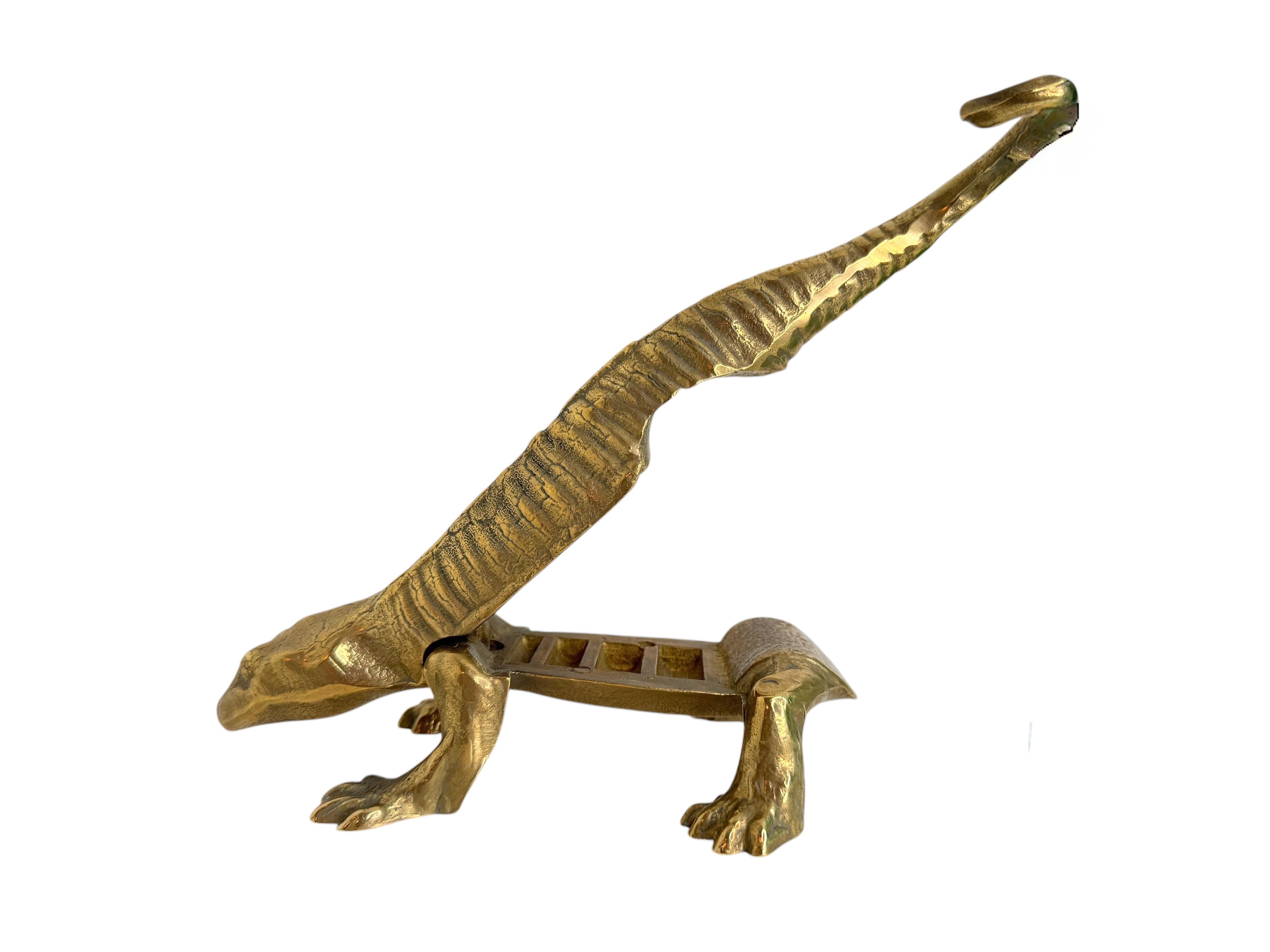Gorgeous Brass Lizard Nutcracker Vintage, France, 1960s Mid Century Modern For Sale 3