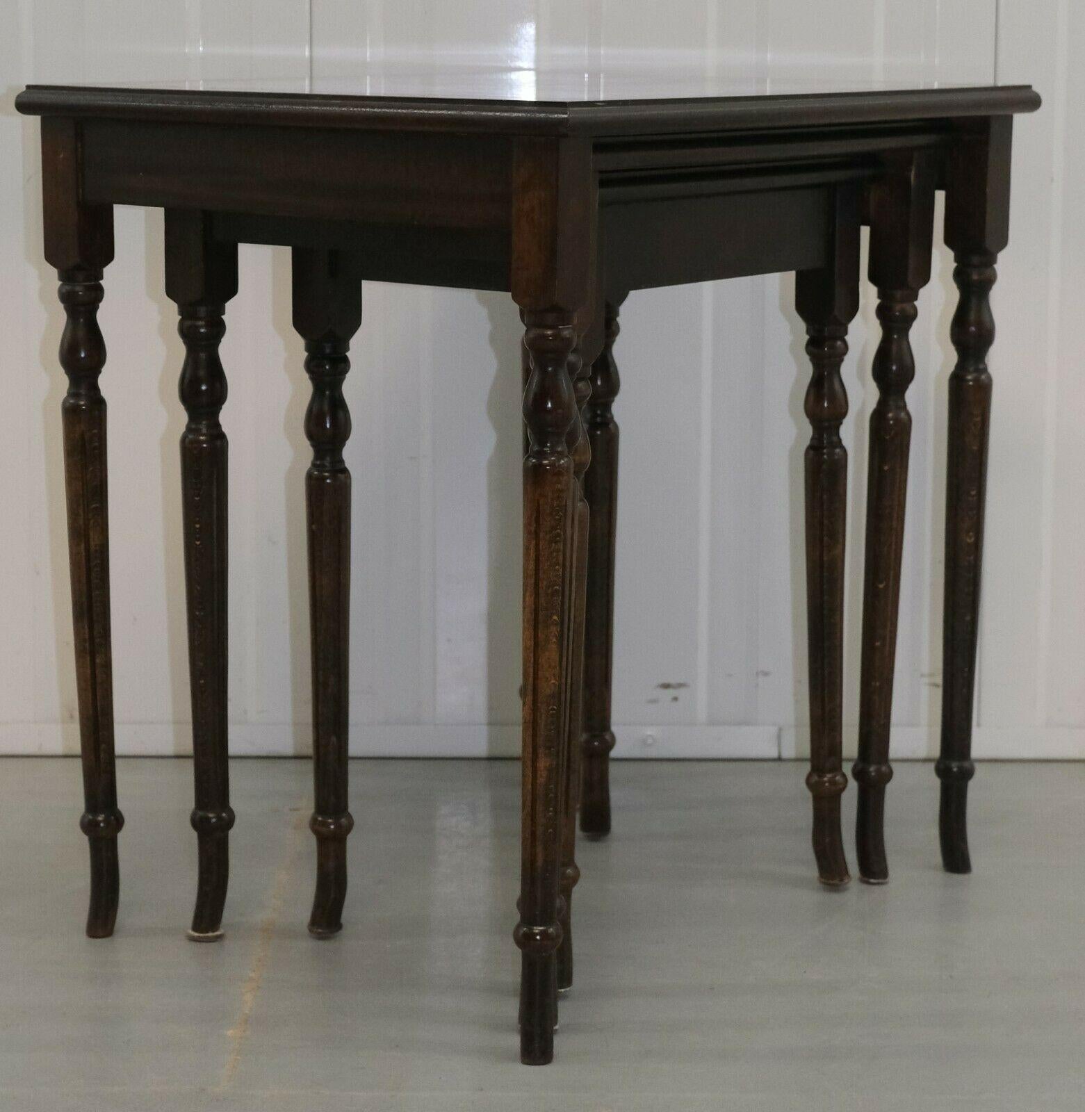 English Gorgeous Brown Hardwood Nest of Tables on Fluted Legs For Sale