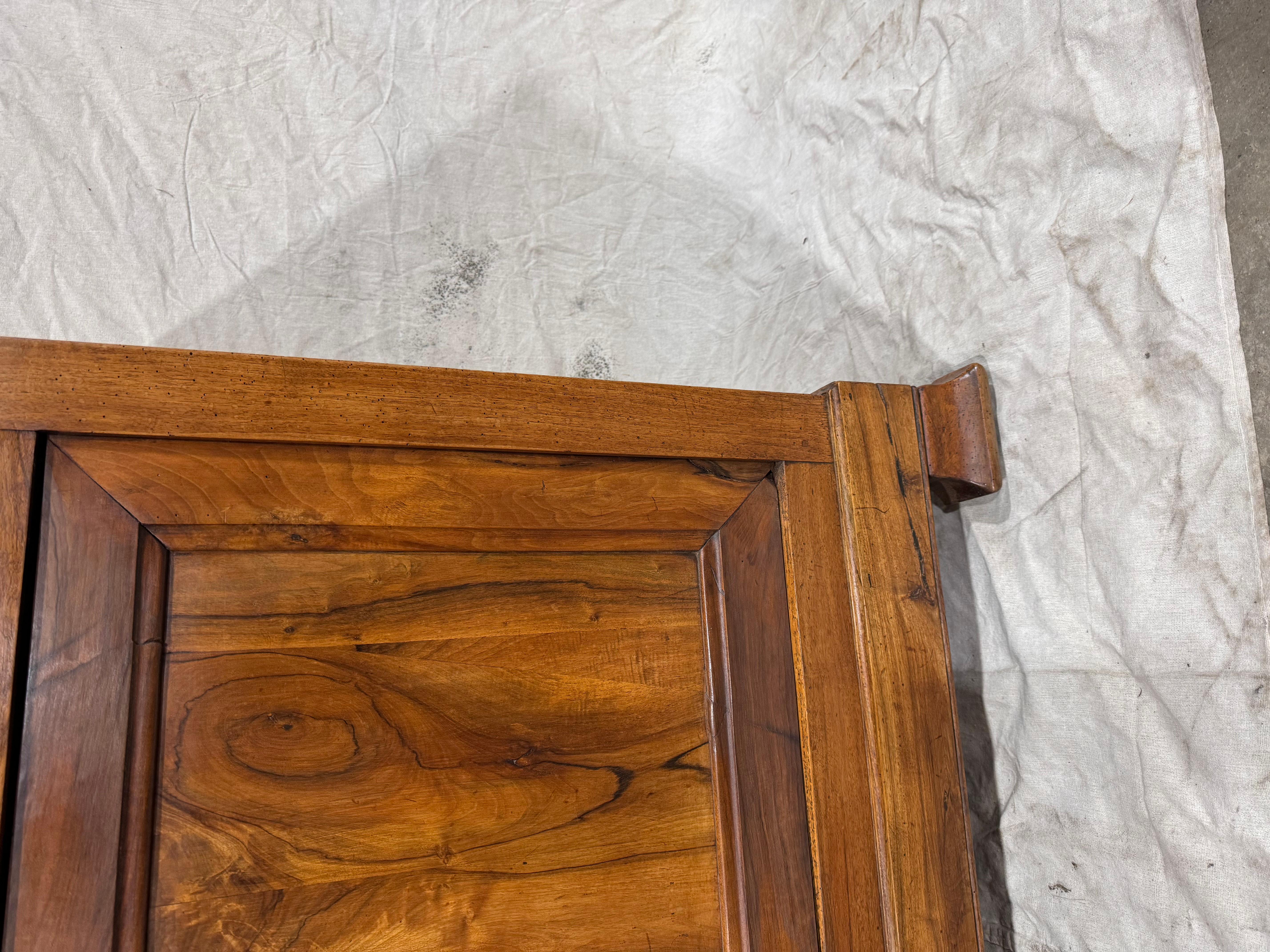 This 19th-century French server exudes timeless elegance with its craftsmanship and rich walnut finish. A perfect blend of functionality and sophistication, it boasts intricate detailing and ample storage in regards to the storage we clean and wax