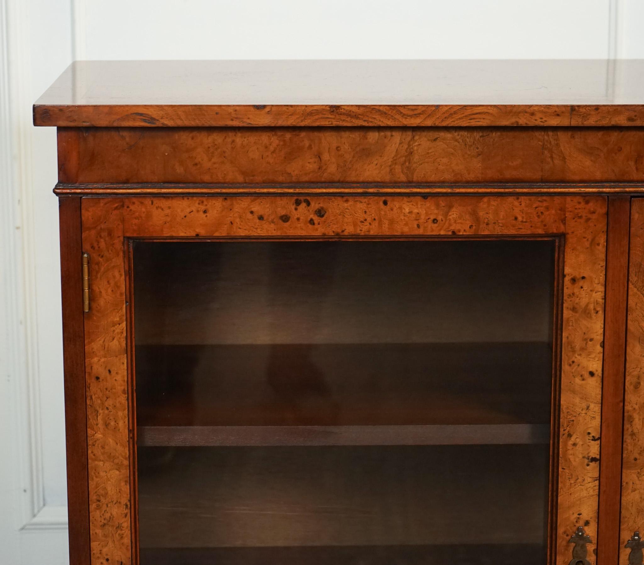 Hand-Crafted GORGEOUS BURR WALNUT GLAZED BOOKCASE DISPLAY CABiNET For Sale