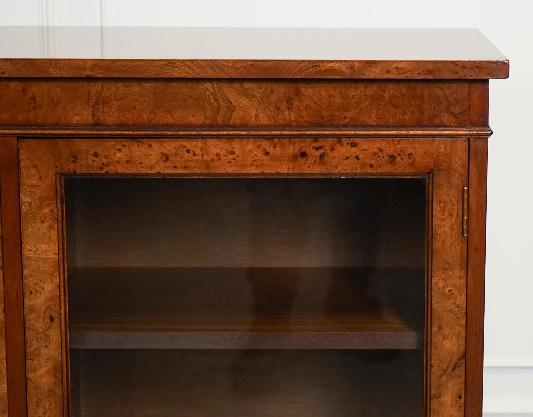 GORGEOUS BURR WALNUT GLAZED BOOKCASE DISPLAY CABiNET In Good Condition For Sale In Pulborough, GB