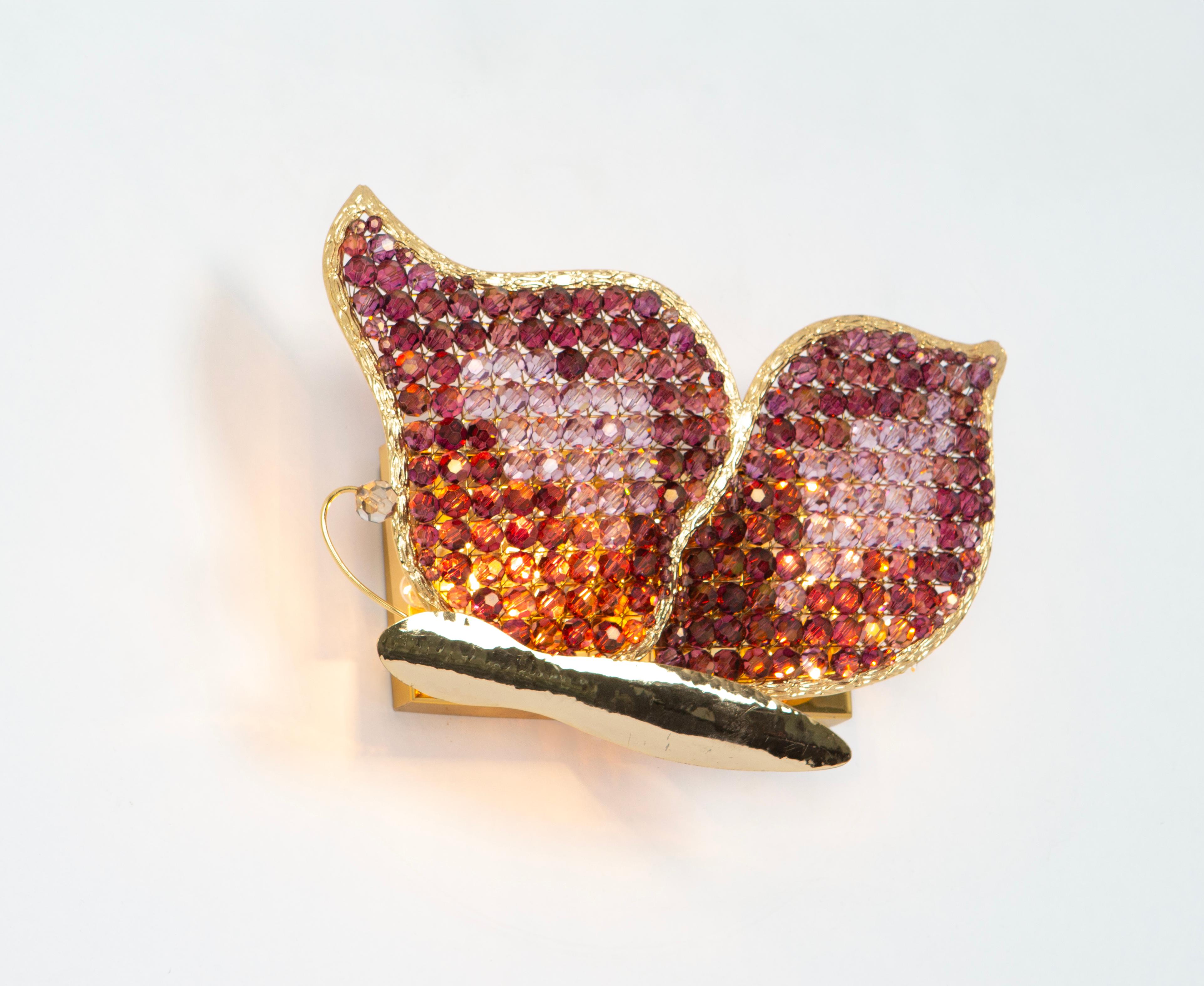 Wunderschöner Schmetterlings-Wandleuchter aus facettiertem Kristallglas, Palwa, 1970er Jahre (Ende des 20. Jahrhunderts) im Angebot