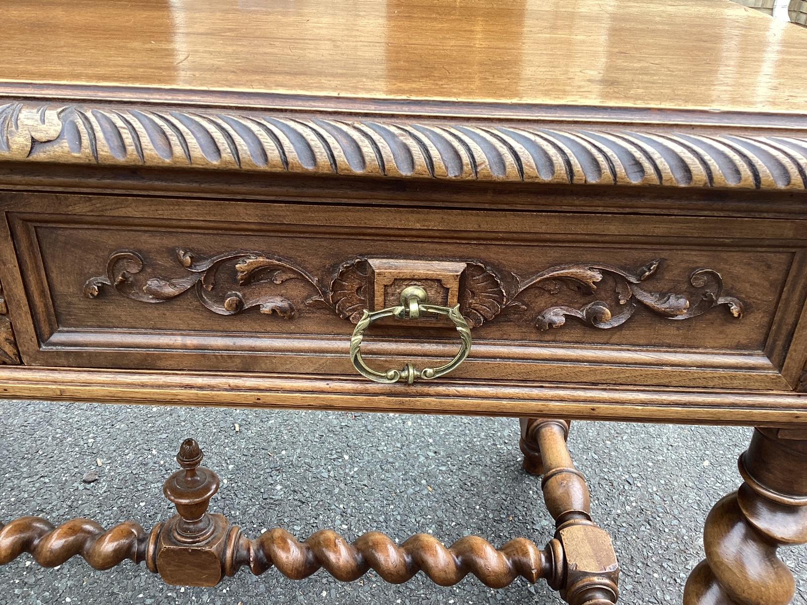 Gorgeous Carved 19th Century French Walnut Desk with Barley Twist Legs In Good Condition In Hopewell, NJ