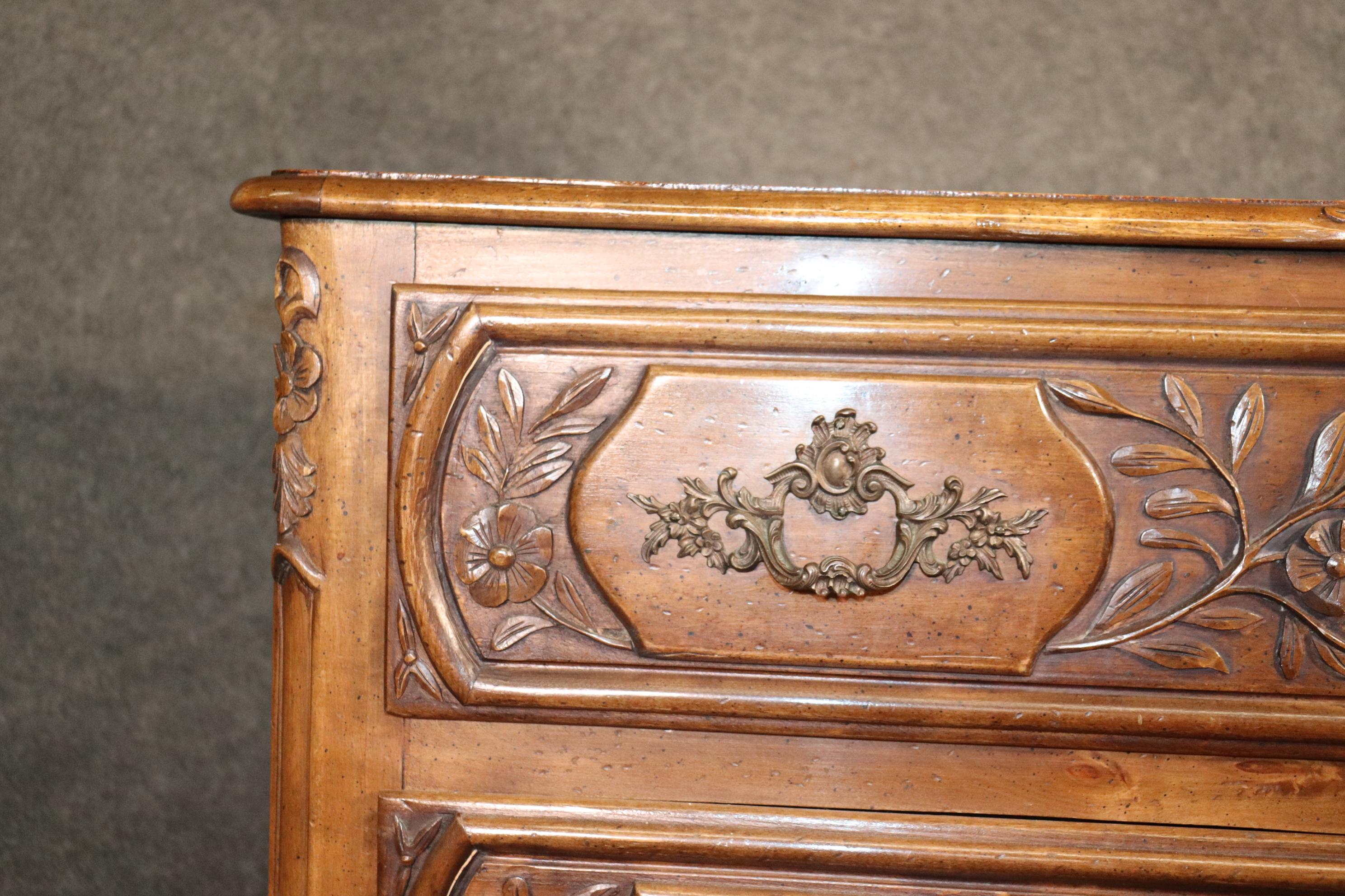 Gorgeous Carved Walnut Floral French Louis XV Country Commode, Circa 1970 For Sale 6