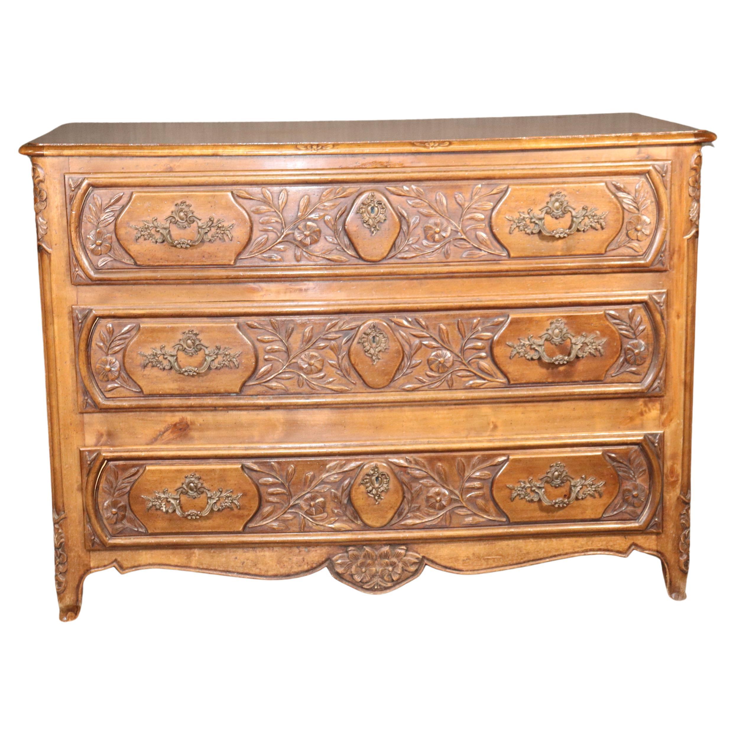Gorgeous Carved Walnut Floral French Louis XV Country Commode, Circa 1970 For Sale