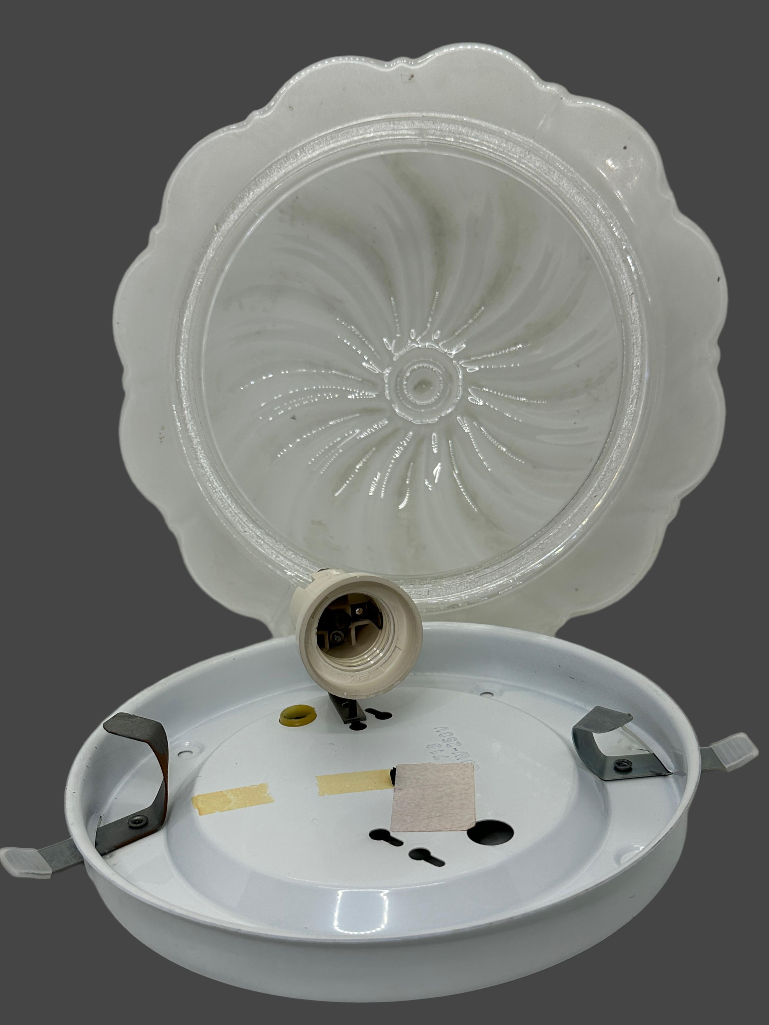 Gorgeous Ceiling Light Flush Mount with structured frosted glass German, 1970s For Sale 8