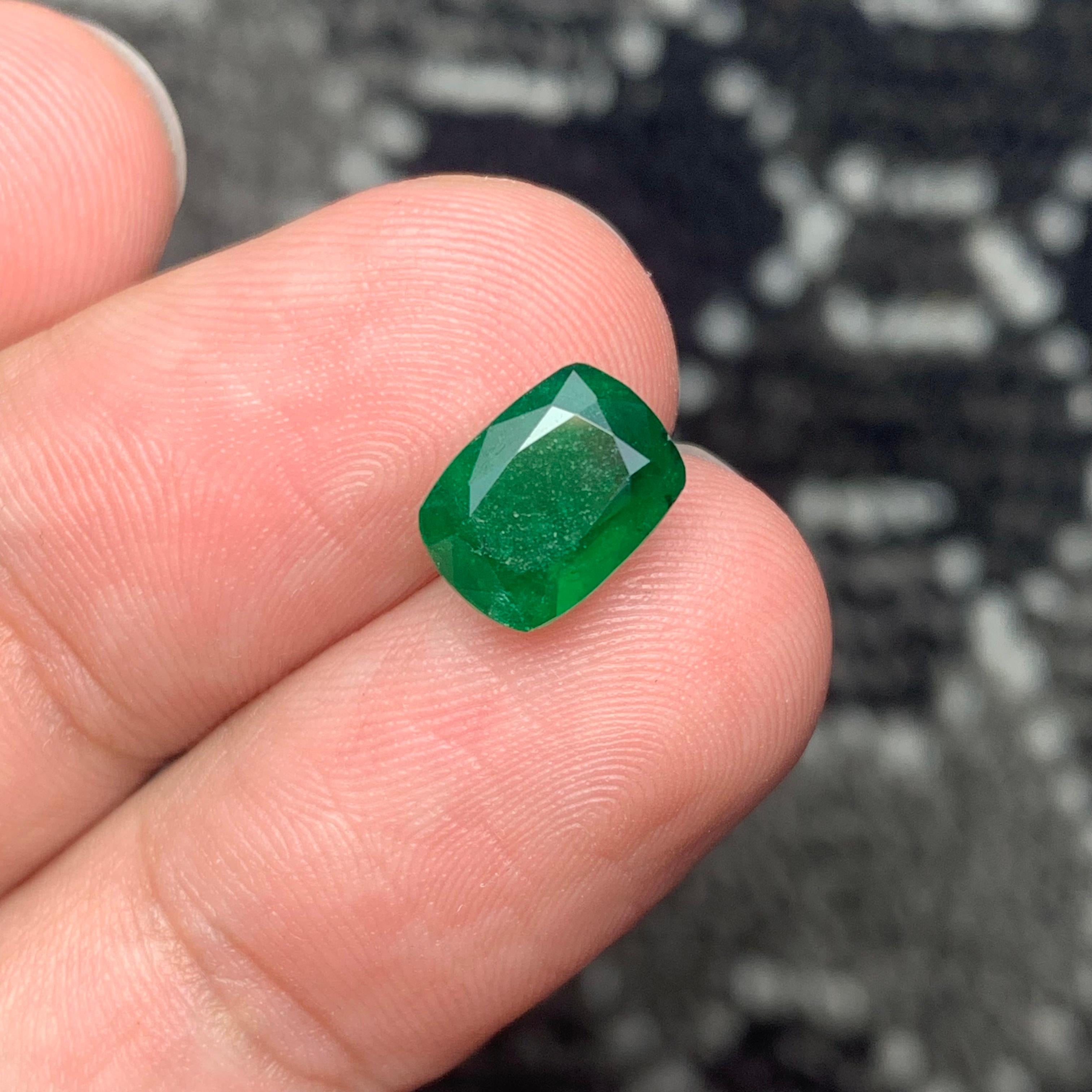 Gorgeous Certified Natural Green Emerald from Swat Pakistan Mine 1.96 Carat 5