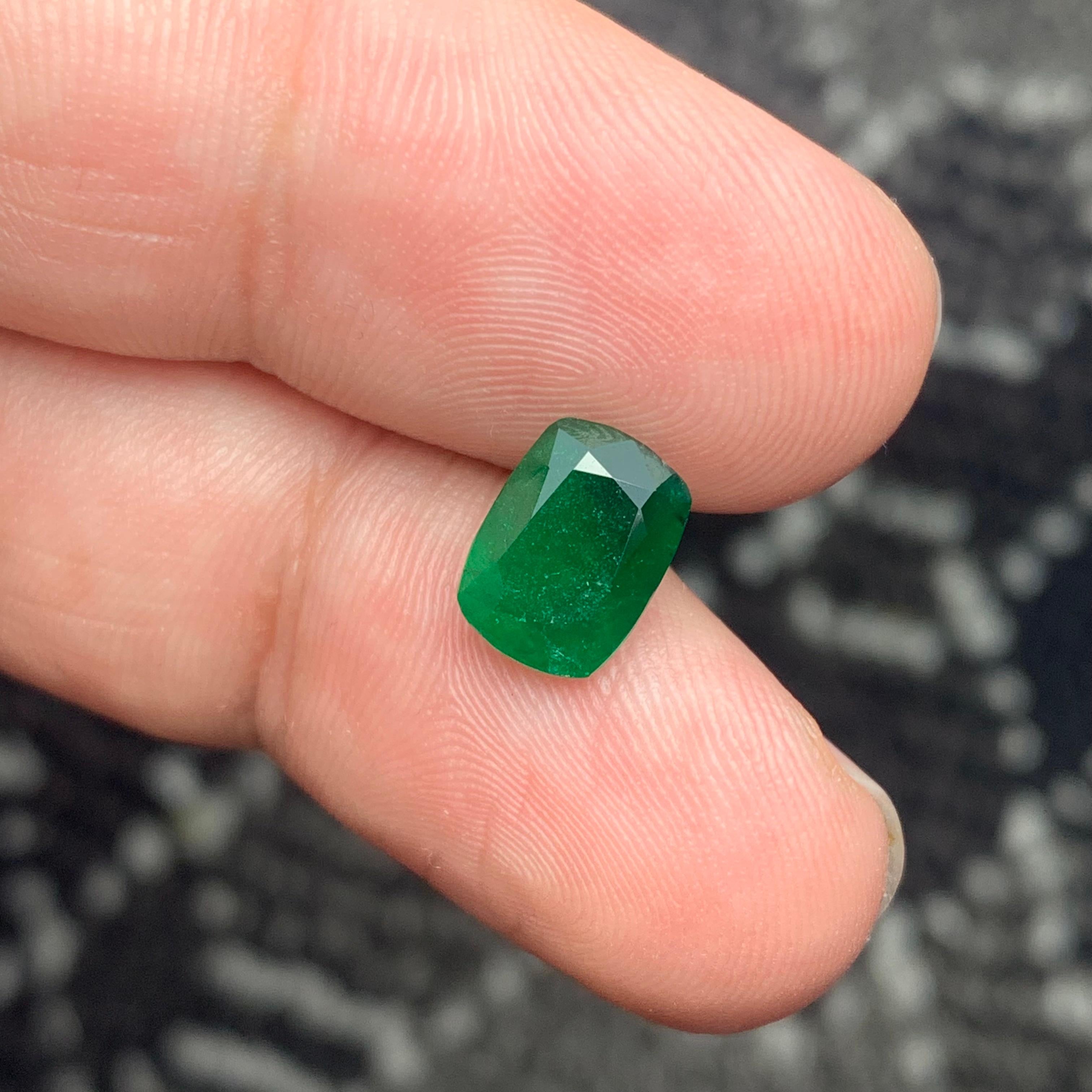 Gorgeous Certified Natural Green Emerald from Swat Pakistan Mine 1.96 Carat 7