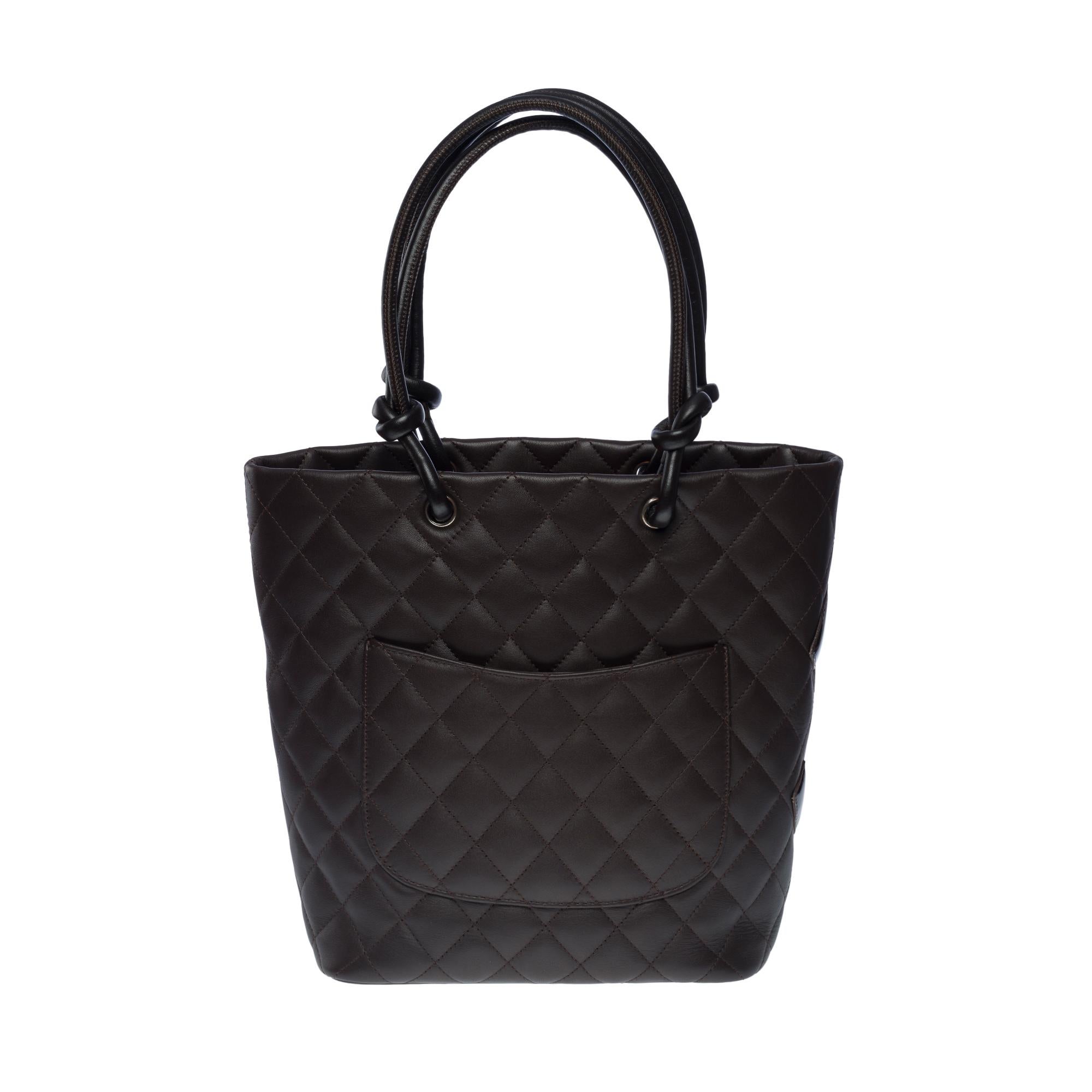 Gorgeous Chanel Cambon Tote bag in brown quilted lambskin leather, SHW In Good Condition For Sale In Paris, IDF