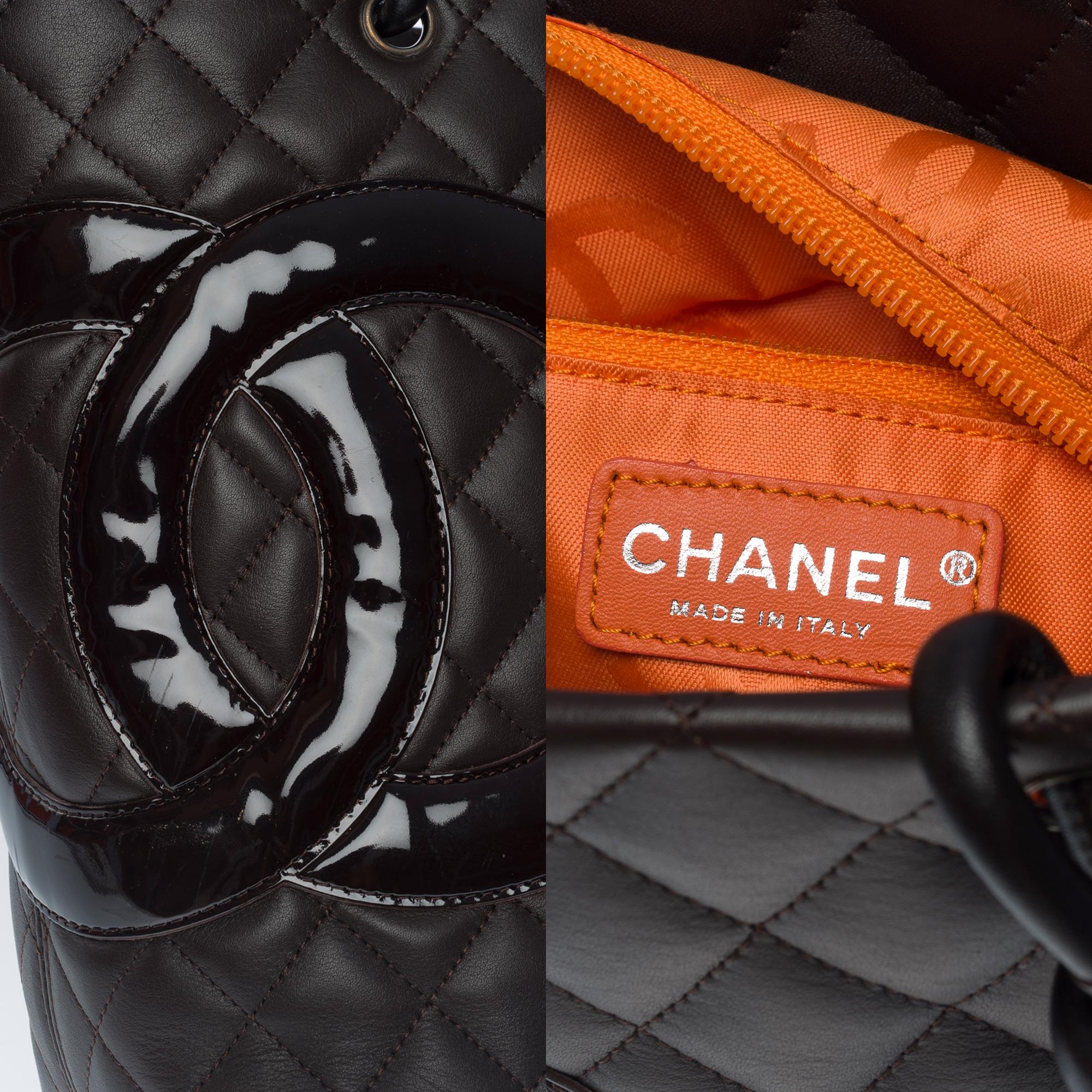 Superbe sac fourre-tout Chanel Cambon en cuir d'agneau matelassé marron, SHW en vente 2