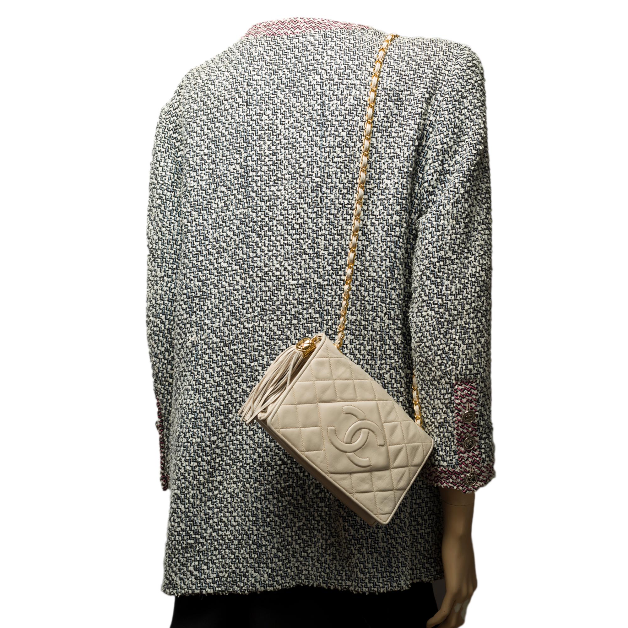 Wunderschöne Chanel Classic Full Flap Umhängetasche aus weiß gestepptem Lammfell GHW 3