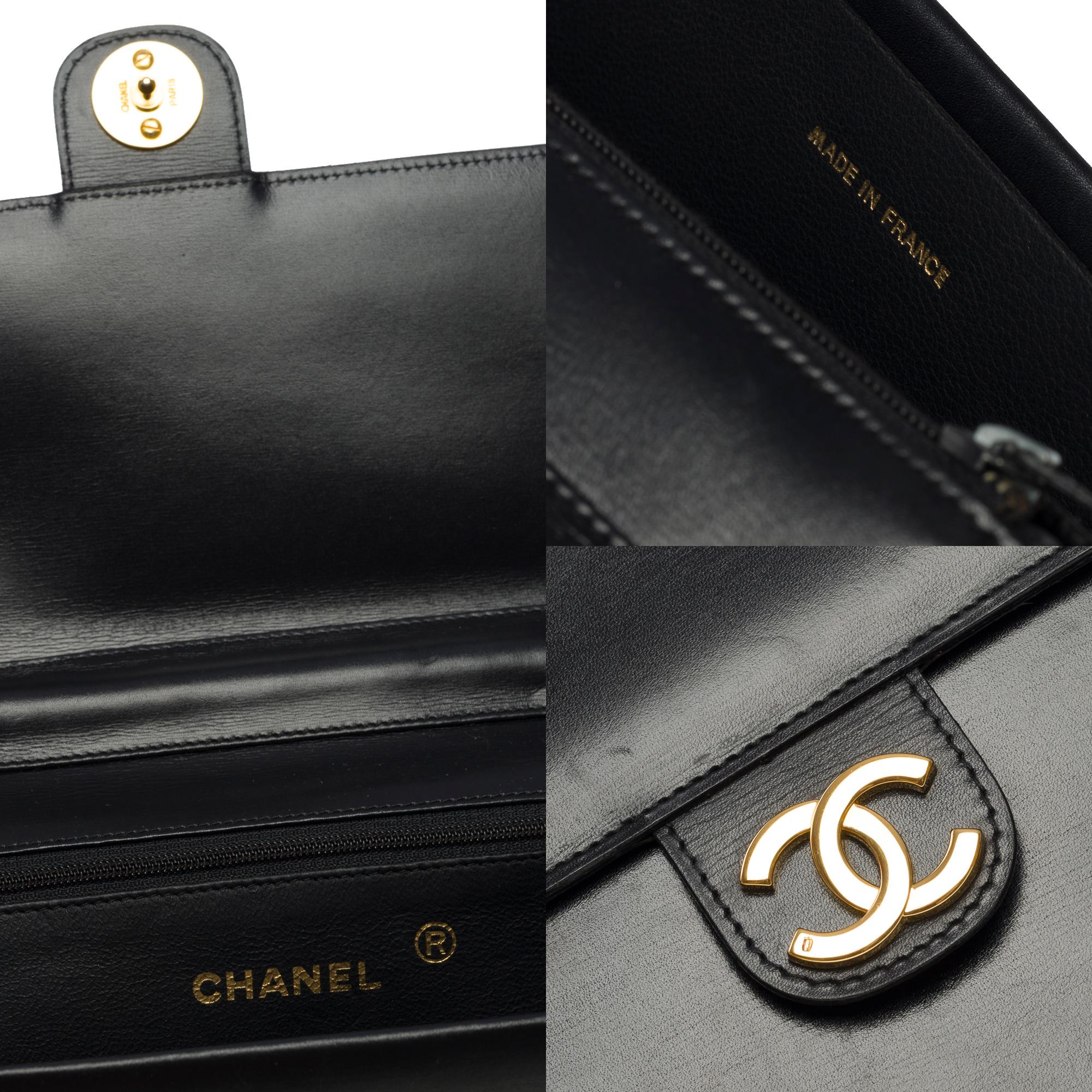Gorgeous Chanel Classic shoulder flap bag in black box calfskin leather, GHW 11