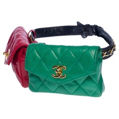 Gorgeous Chanel double bag belt in red and green quilted lambskin leather, GHW