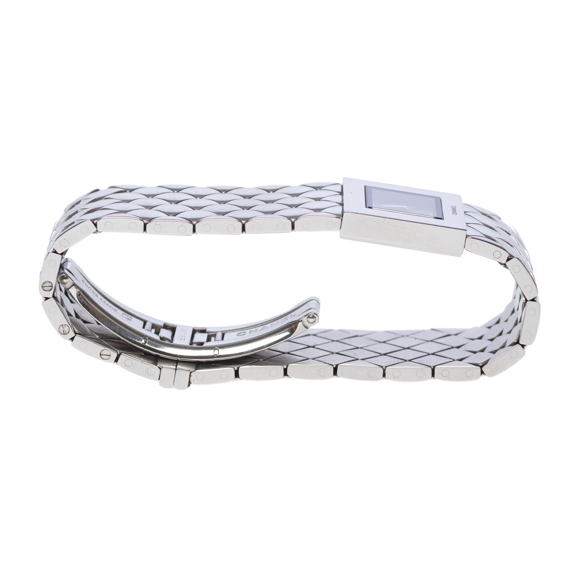 Gorgeous Chanel Matelassé wristwatch in steel For Sale 1