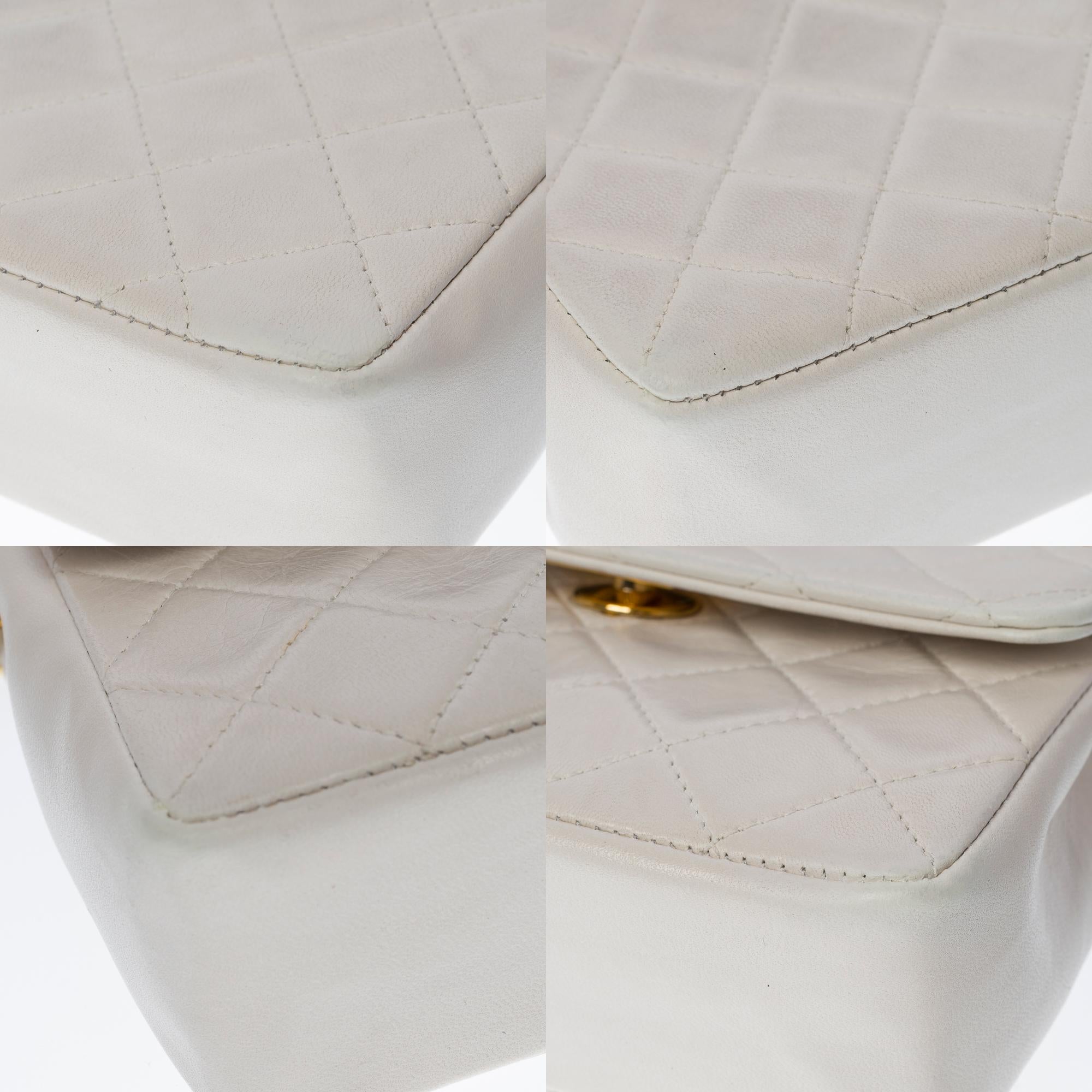 Gorgeous Chanel Mini Classic flap shoulder bag in White quilted lambskin,  GHW 4