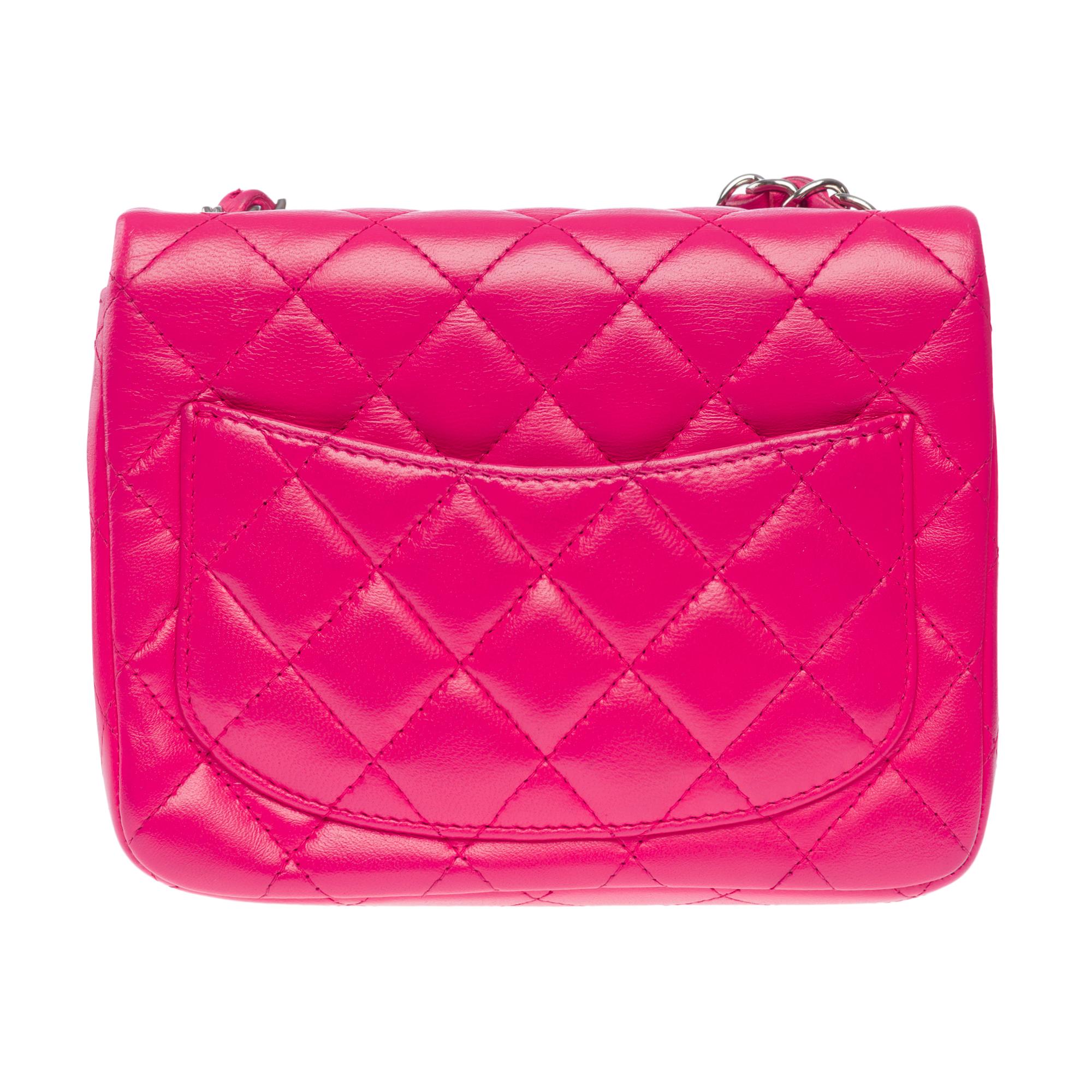 Gorgeous Chanel Mini Timeless Shoulder flap bag in Pink quilted leather, SHW In Excellent Condition In Paris, IDF