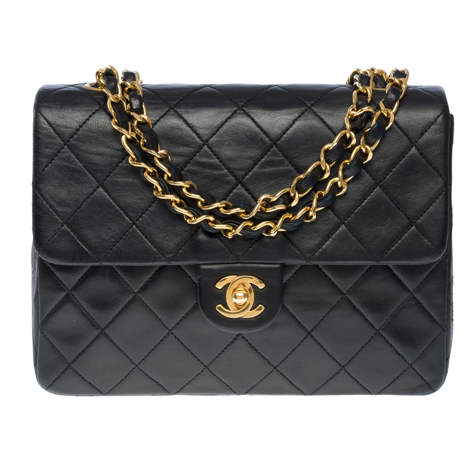 Gorgeous Chanel Timeless Mini shoulder flap bag in black quilted lambskin, GHW In Good Condition In Paris, IDF