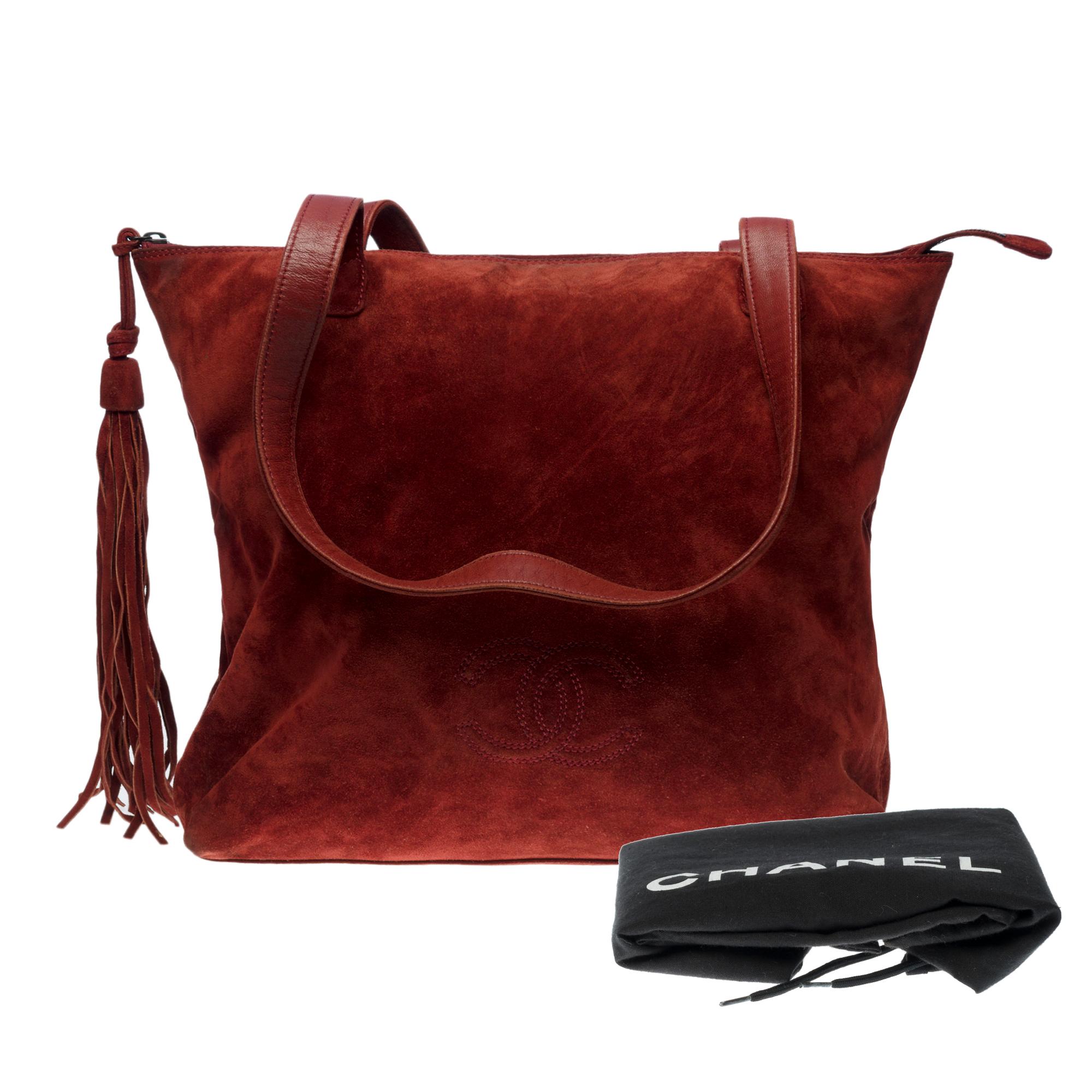 Gorgeous Chanel Tote bag in burgundy suede, SHW 5