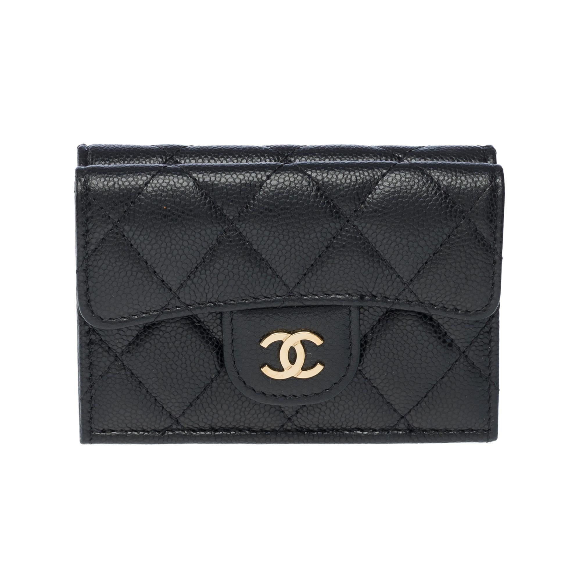 Gorgeous Chanel Wallet  in black Caviar quilted leather, GHW In Excellent Condition In Paris, IDF