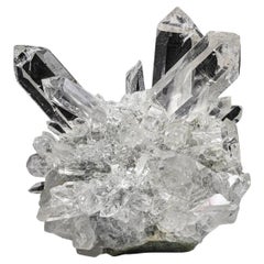 Splendido gruppo di cristalli di quarzo che fuoriescono da Matrix dall'India