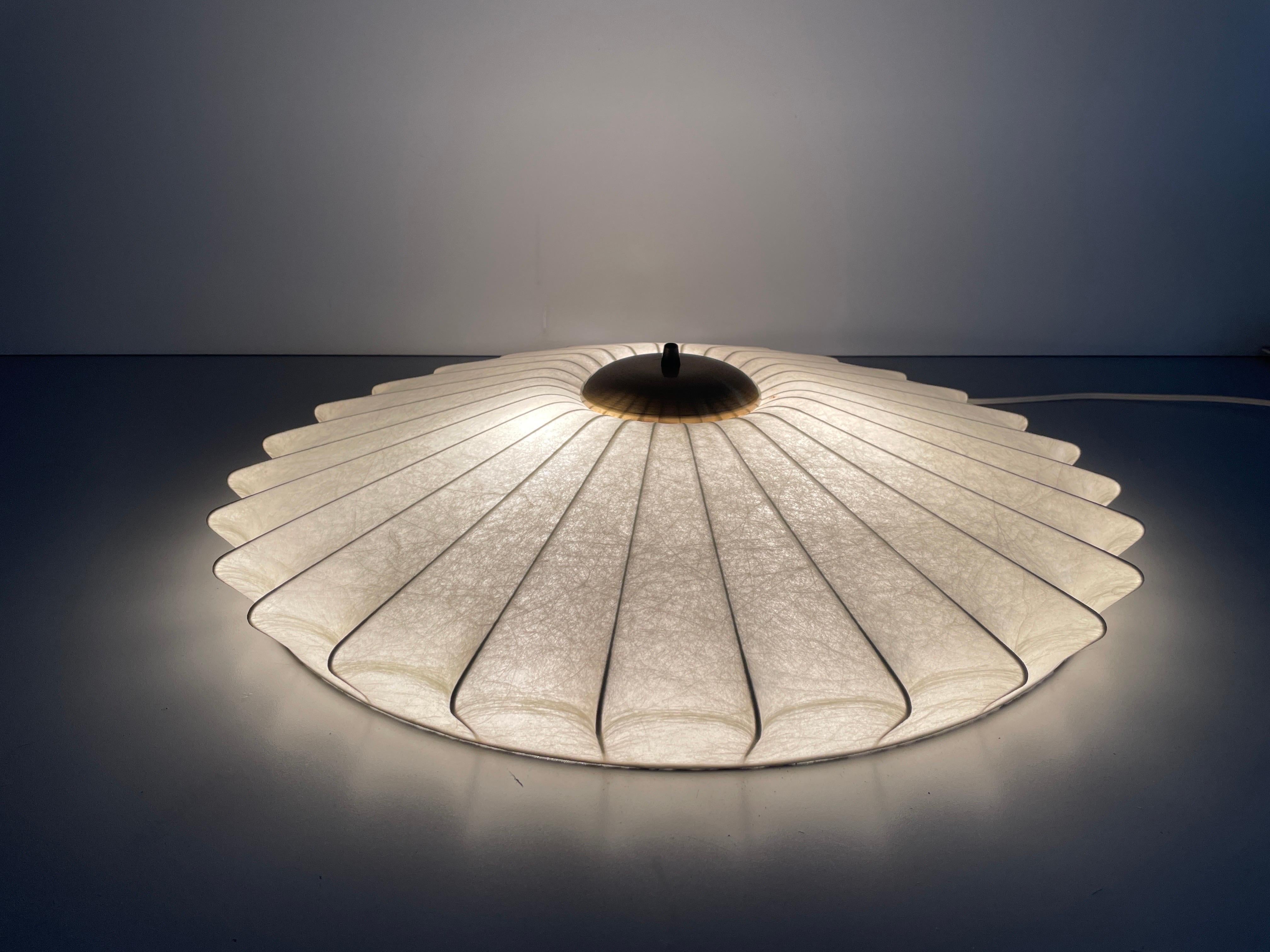 Splendida lampada da soffitto Cocoon Large Flush Mount di GOLDKANT, anni '60, Germania in vendita 3