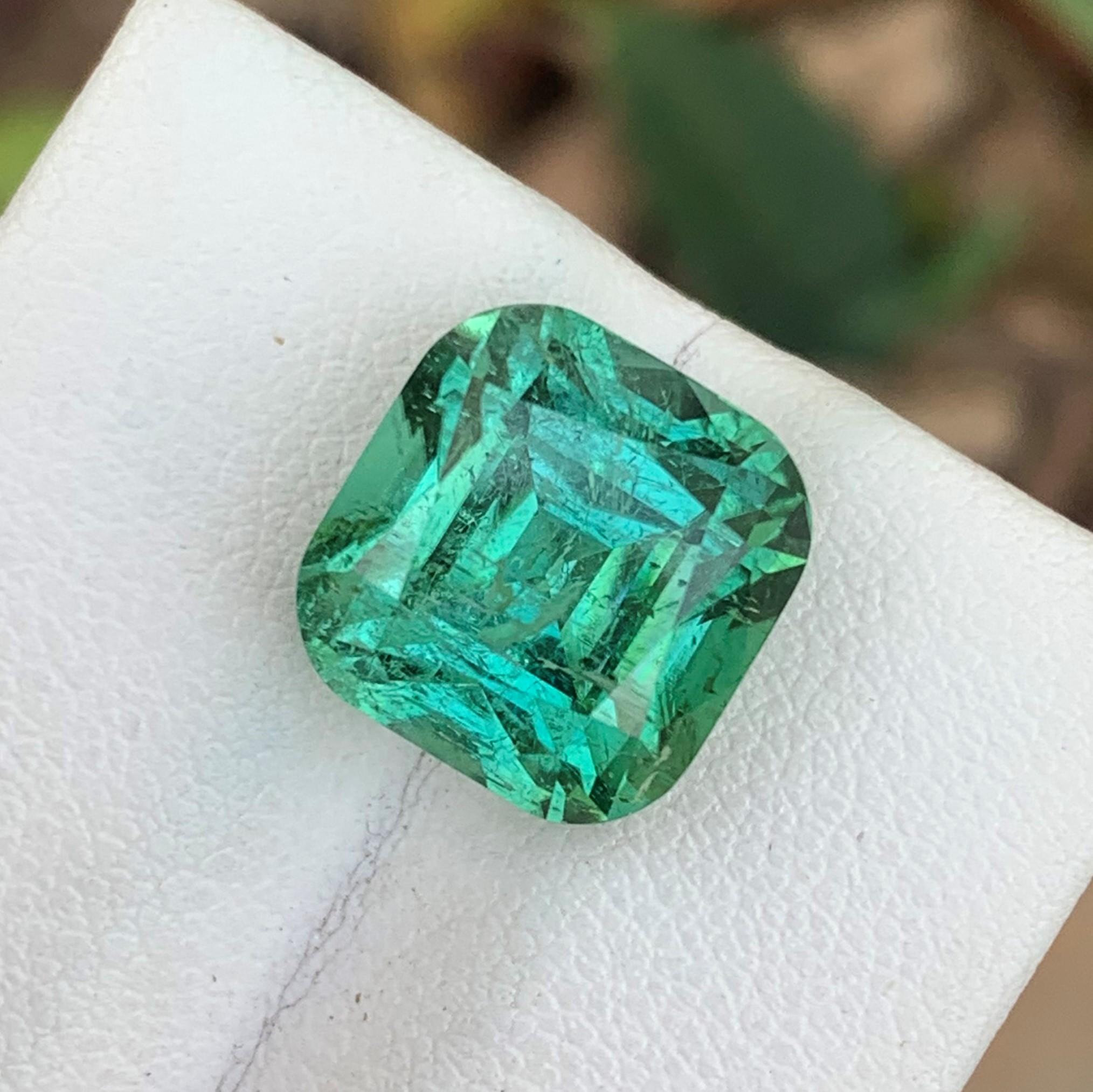 Gemstone Type : Tourmaline
Weight : 9.90 Carats
Dimensions : 11.6x11.5x9.9 Mm
Origin : Kunar Afghanistan
Clarity : Eye Clean
Shape: Cushion
Color: Mint Seafoam
Certificate: On Demand
Basically, mint tourmalines are tourmalines with pastel hues of