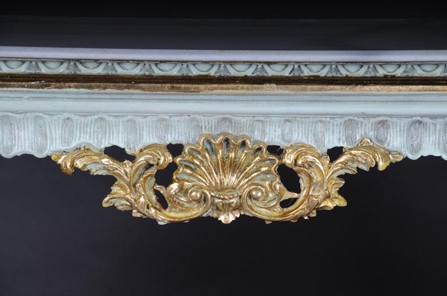 Gorgeous Console or Sideboard in the Baroque Style, Beechwood In Good Condition For Sale In Berlin, DE