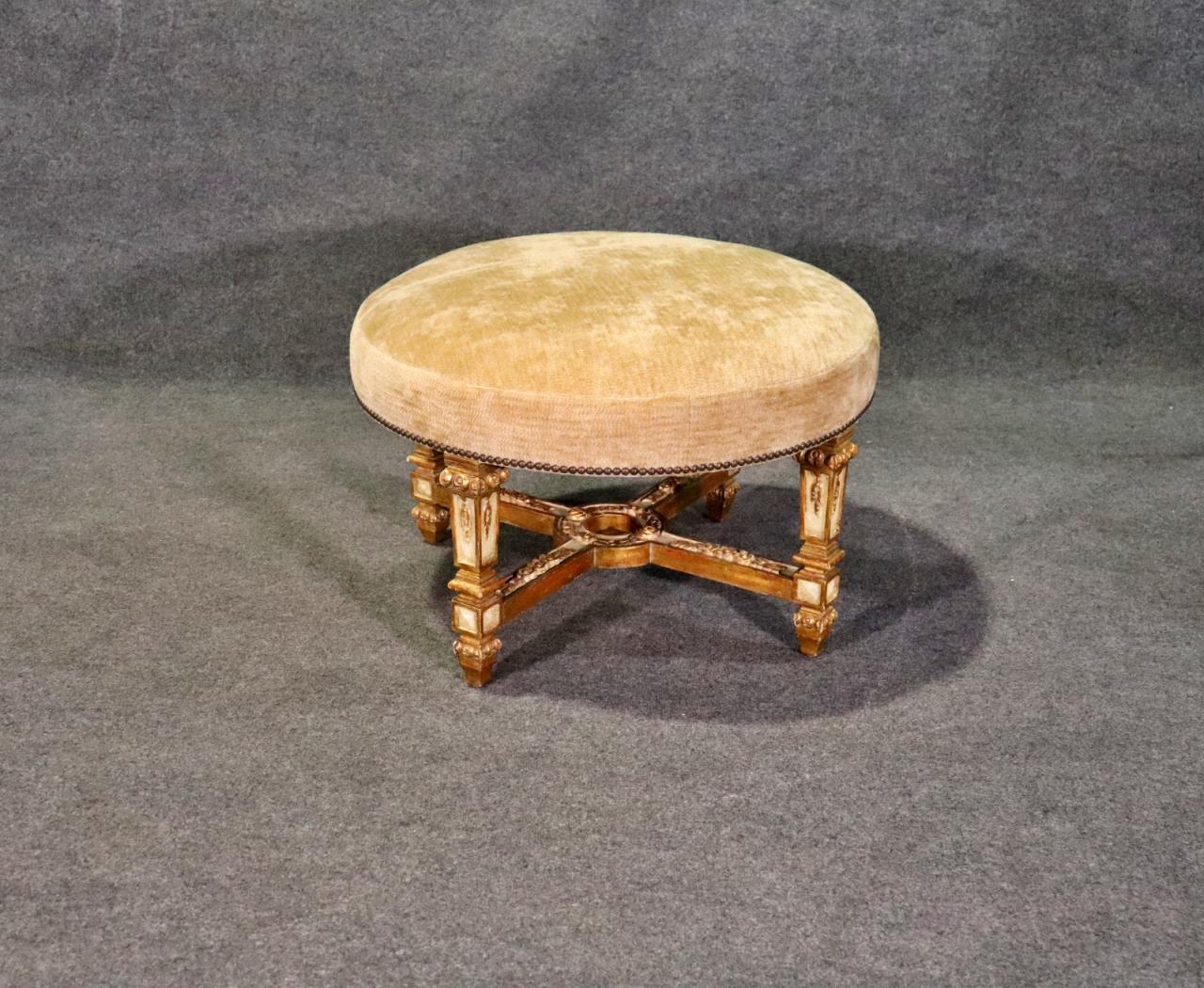 Gorgeous Creme Painted and Gilded French Directoire Style Round Bench Stool  In Good Condition In Swedesboro, NJ