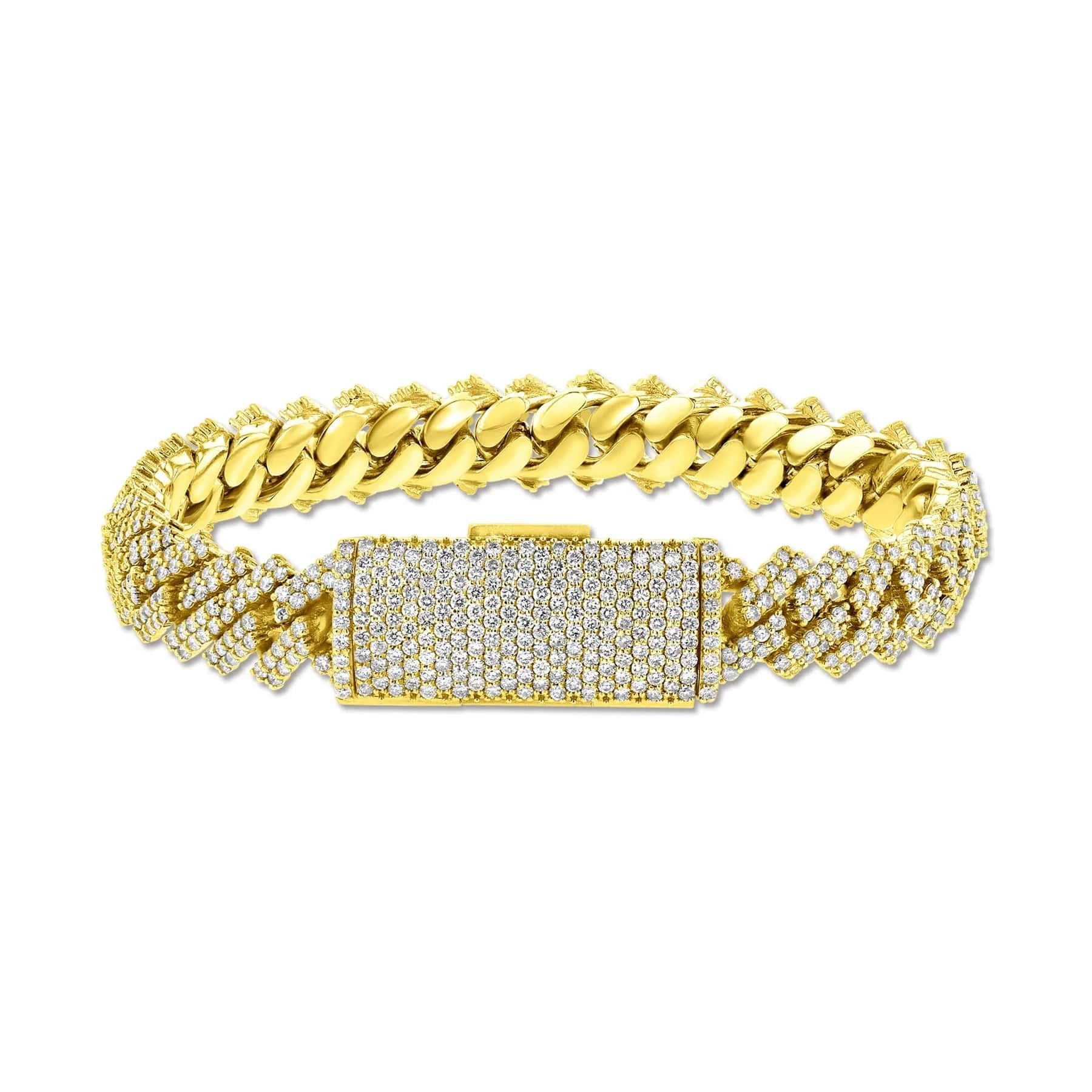 Ce luxueux bracelet cubain en or jaune 14K à diamants ronds est une déclaration d'élégance et de style intemporel. Ornée de diamants brillants de taille ronde, elle offre un éclat captivant qui complète n'importe quel look. Fabriqué avec une