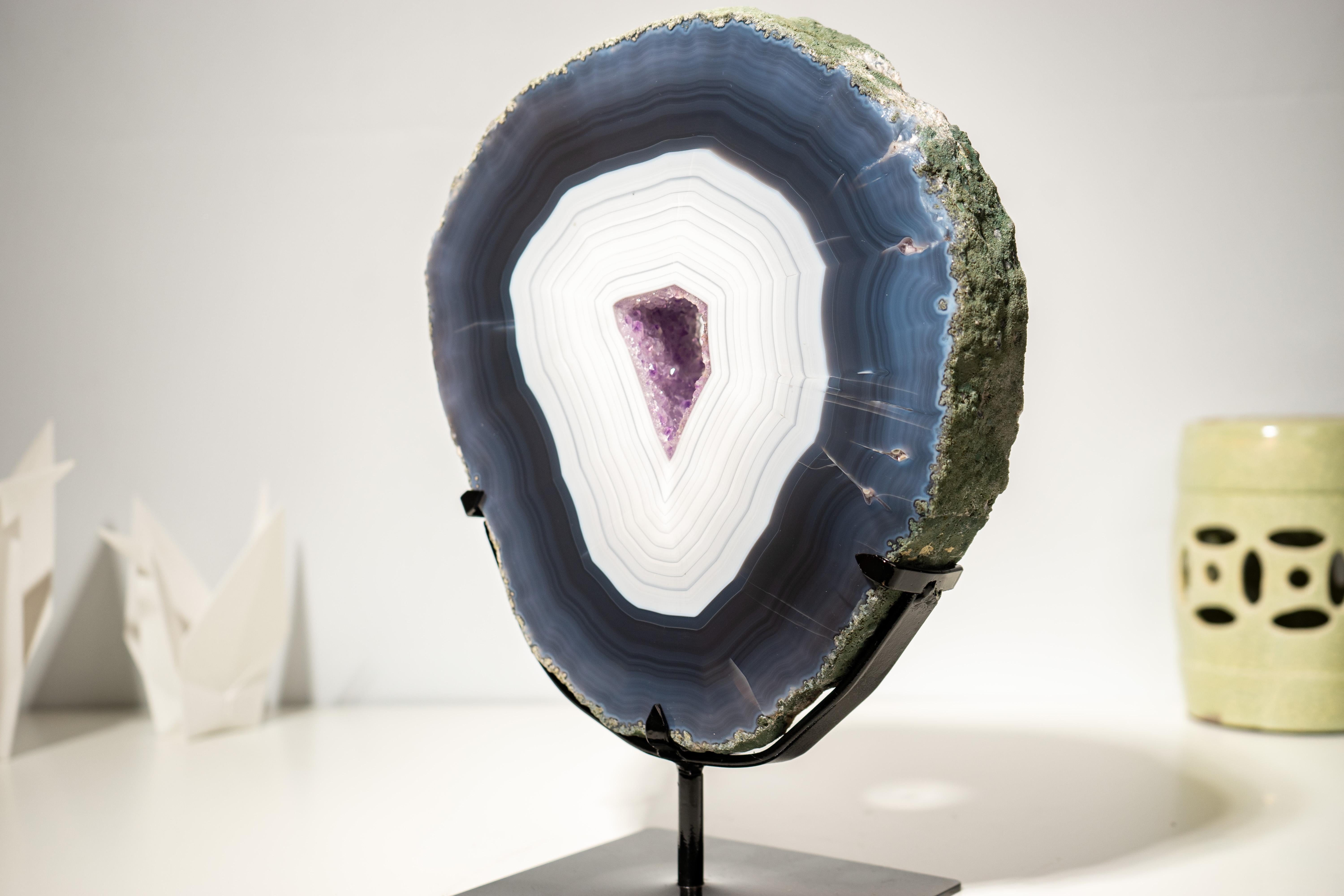 Brazilian Gorgeous Dark Blue & White Lace Agate Geode For Sale
