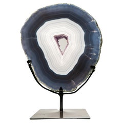 Magnifique géode d'agate en dentelle bleu foncé et blanc