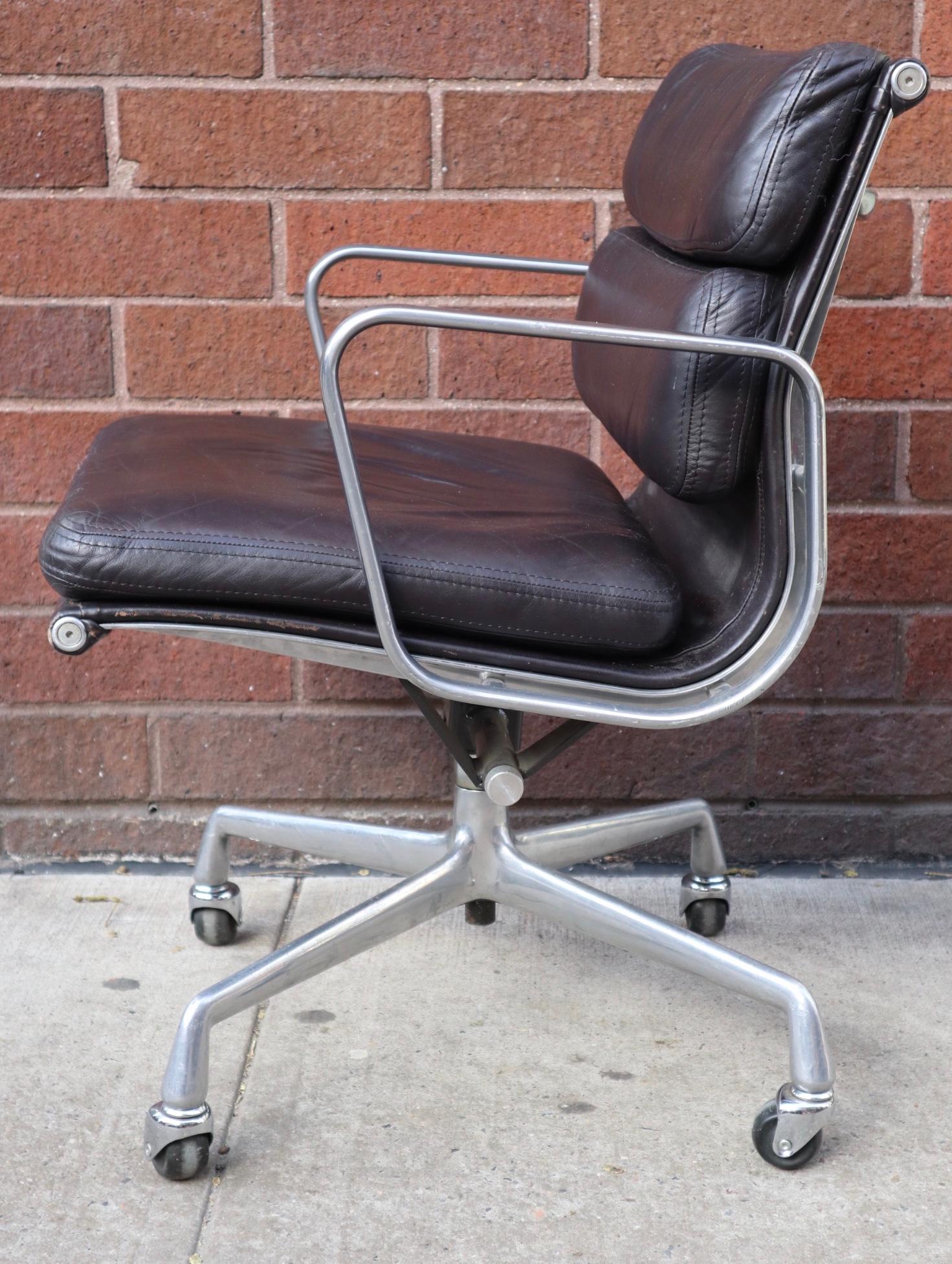 American Gorgeous Dark Brown Eames Soft Pad Management Desk Chair