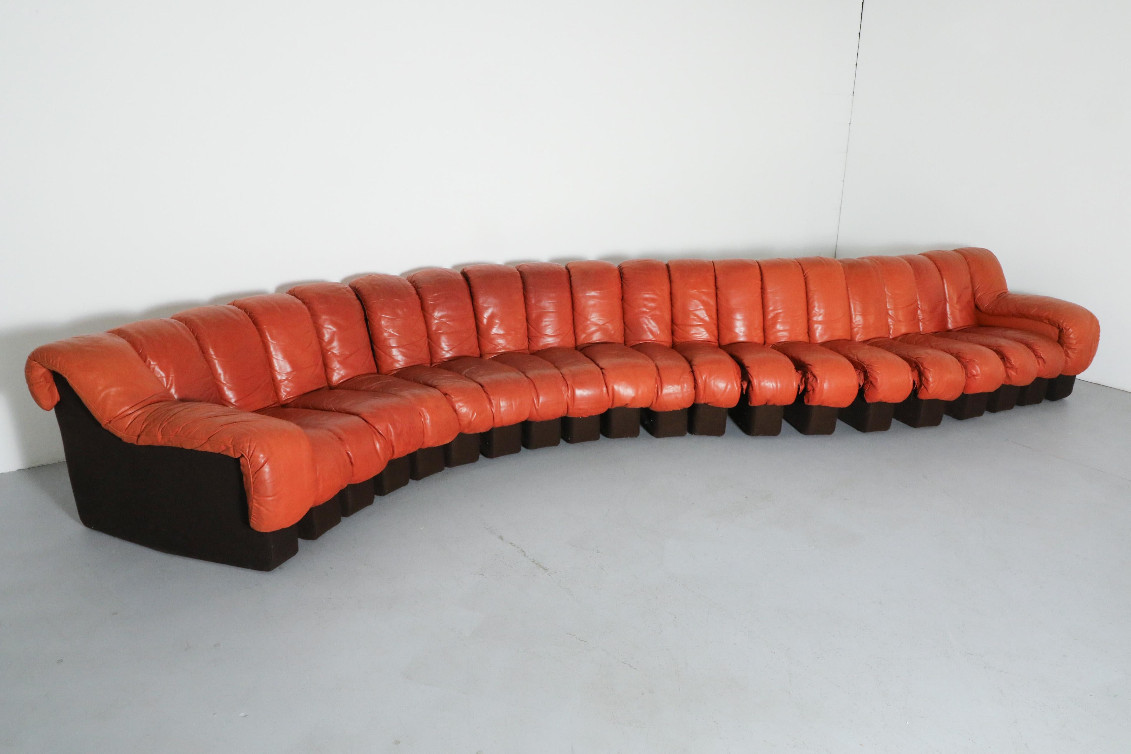 Magnifique canapé sectionnel DS600 « Non- Stop » De Sede 20 pièces, cuir orange brûlé en vente 1