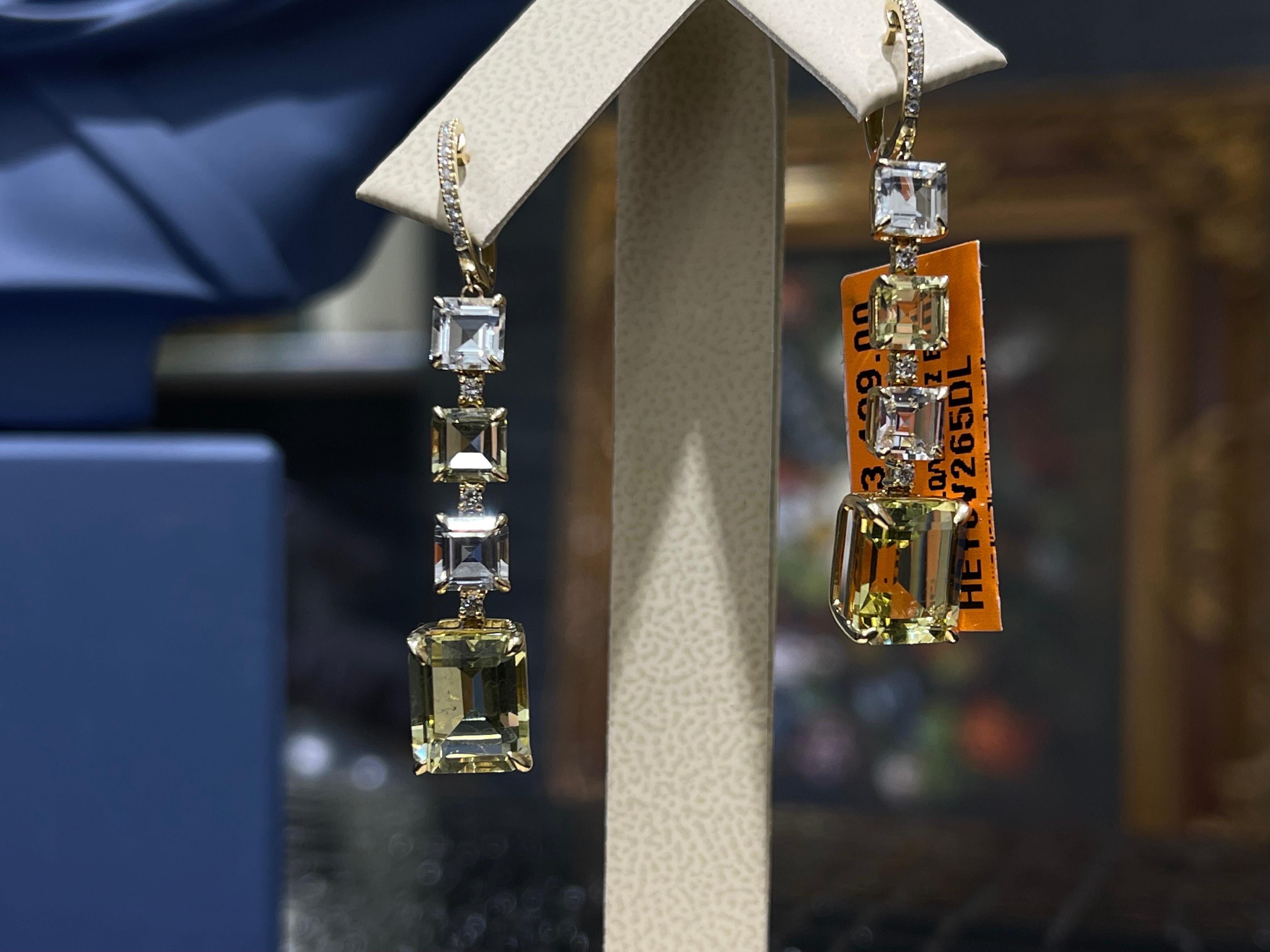 Gorgeous Diamond, Lime Quartz & White Topaz Earrings In 14k For Sale 1