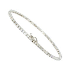 Gorgeous Diamond Tennis Bracelet in 14 Karat