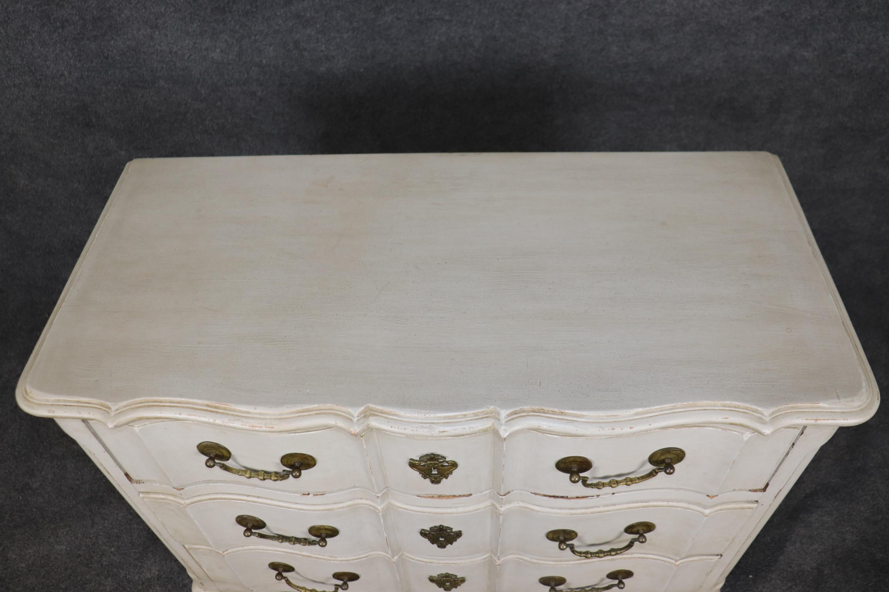 Gorgeous Distressed Creme Paint Decorated Louis XV Commode Dresser Circa 1930s For Sale 4
