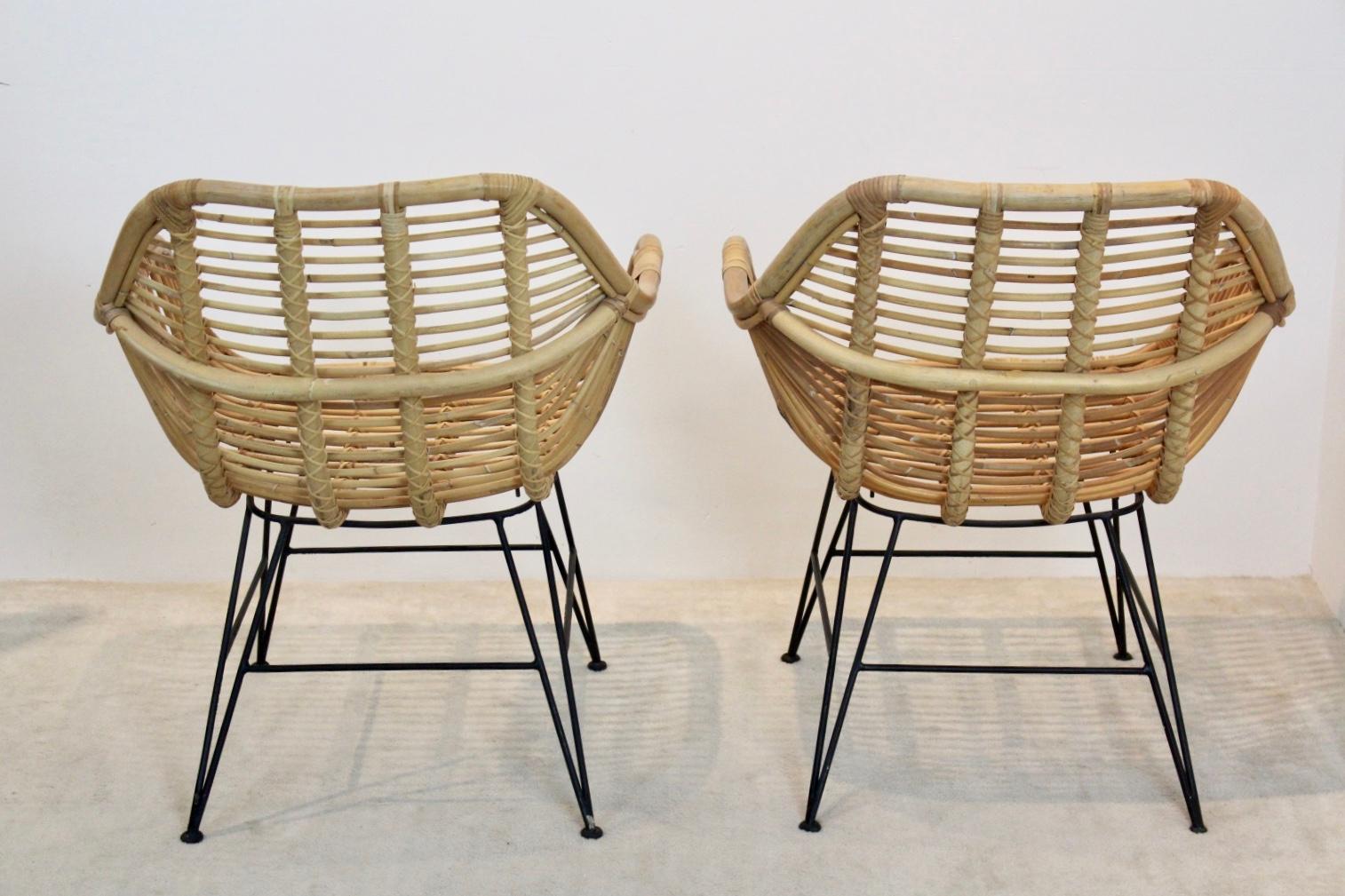 Mid-Century Modern Magnifiques chaises néerlandaises en osier et acier en vente