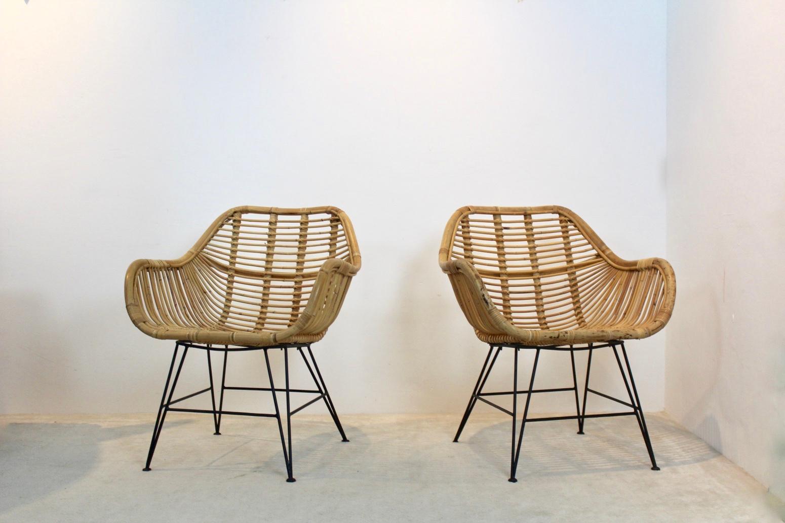Mid-Century Modern Gorgeous Dutch Wicker and Steel Chairs For Sale