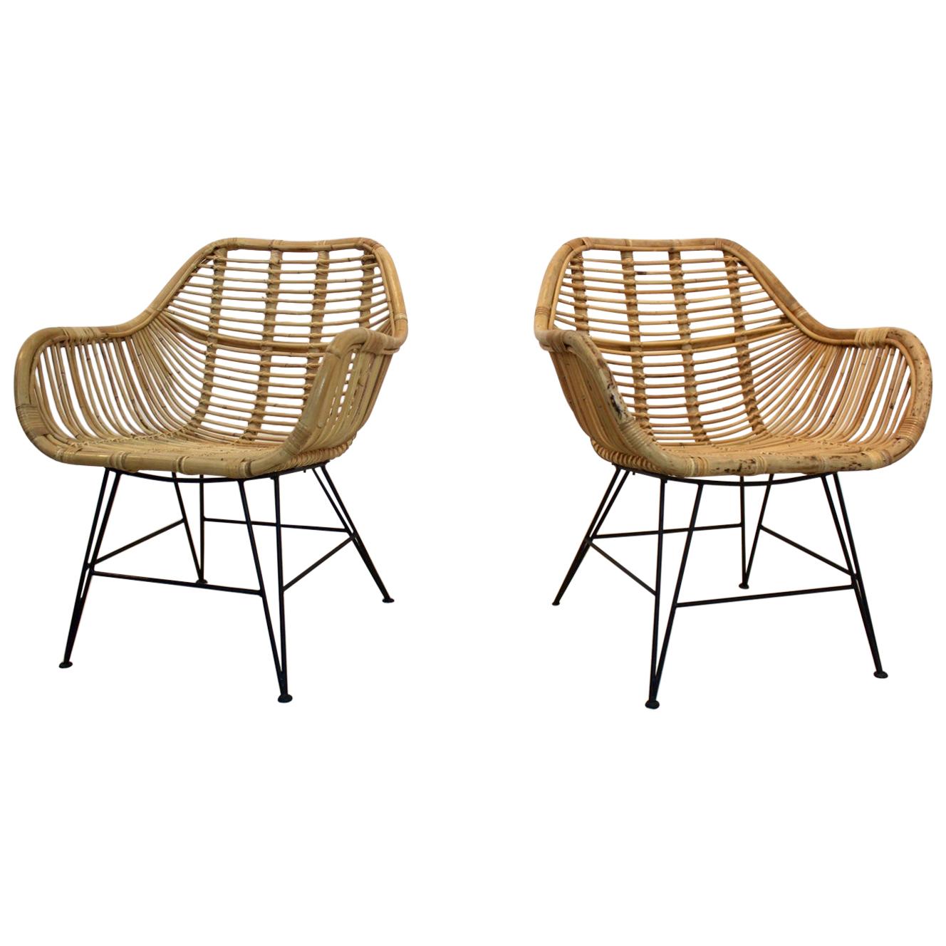 Wunderschöne niederländische Stühle aus Korbweide und Stahl im Angebot