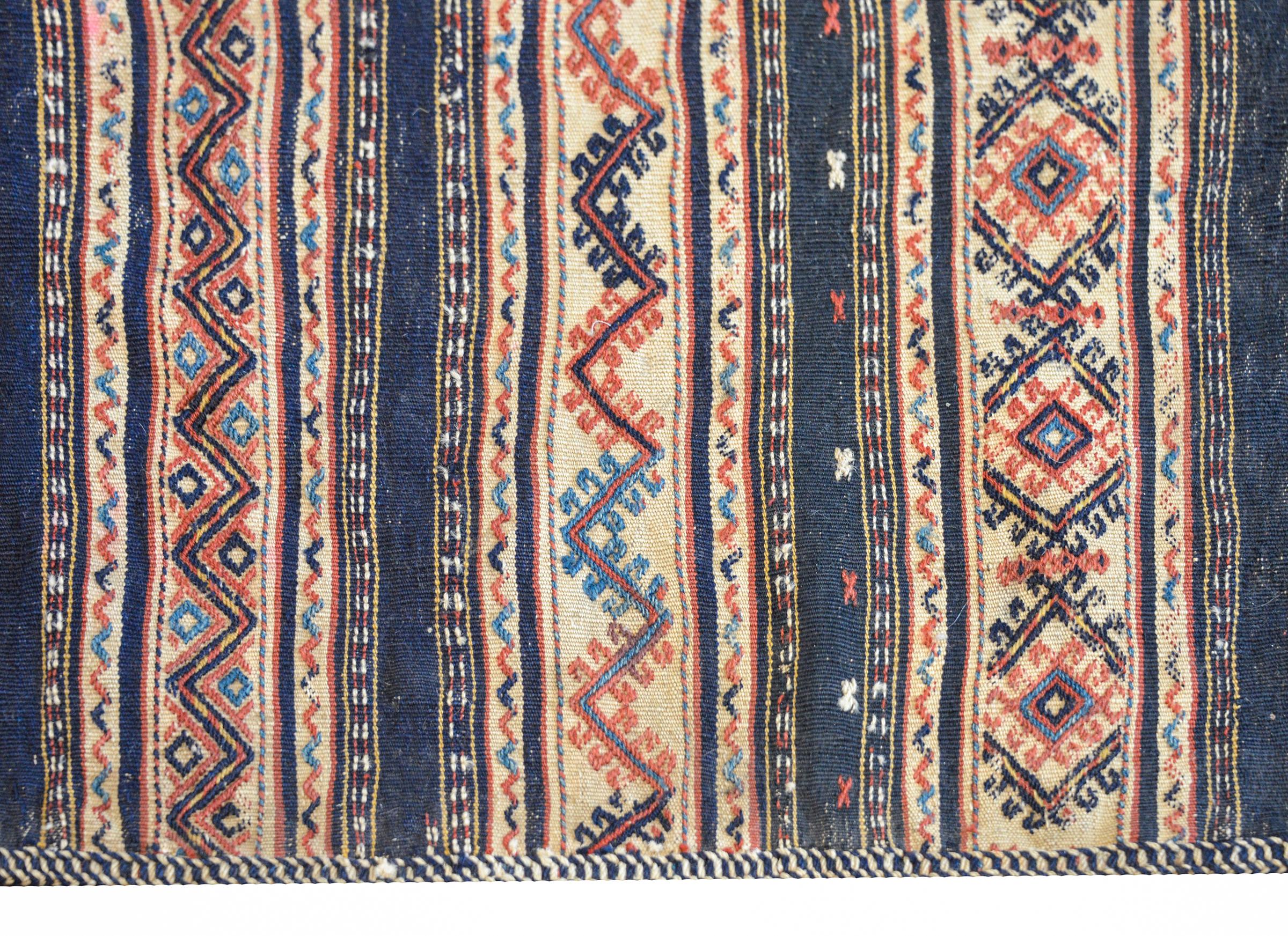 Gorgeous Early 20th Century Afshar Rug In Good Condition For Sale In Chicago, IL
