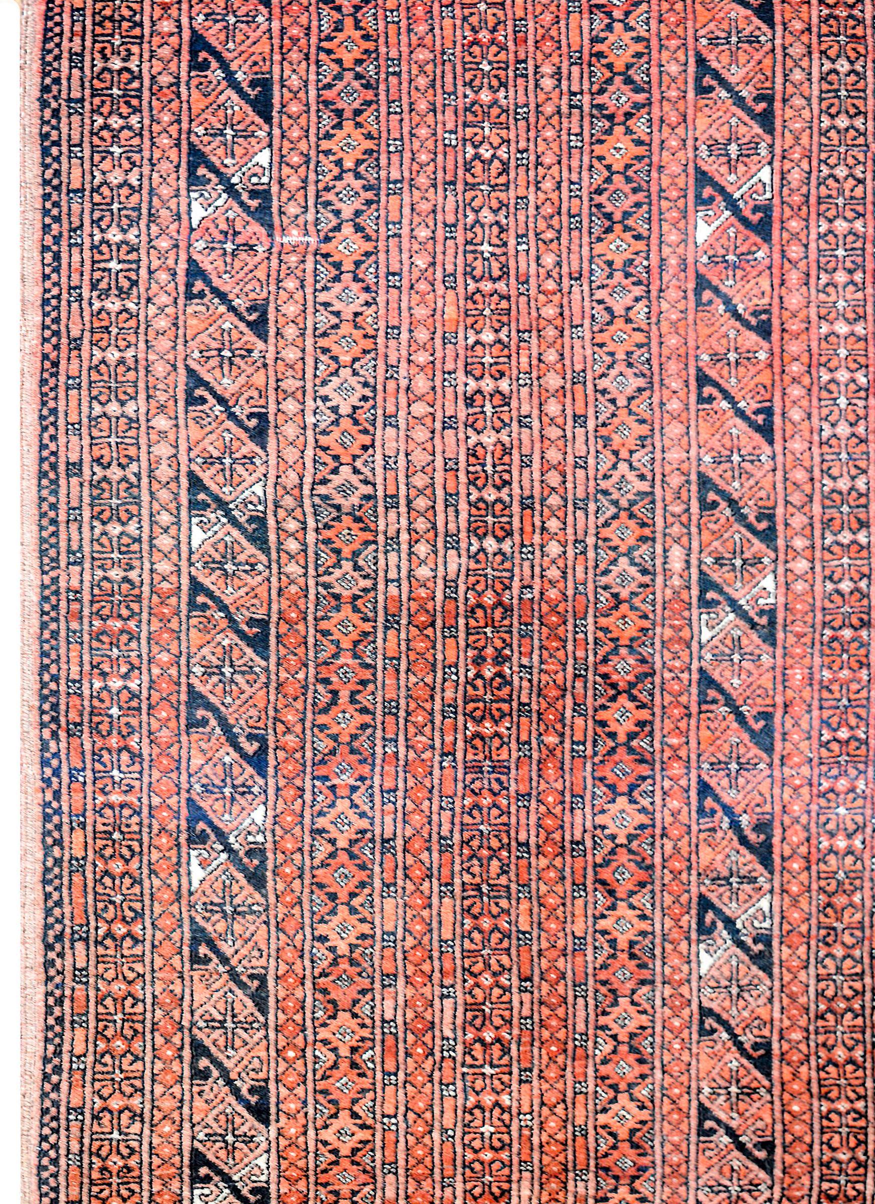 Gorgeous Early 20th Century Bashir Rug In Good Condition In Chicago, IL