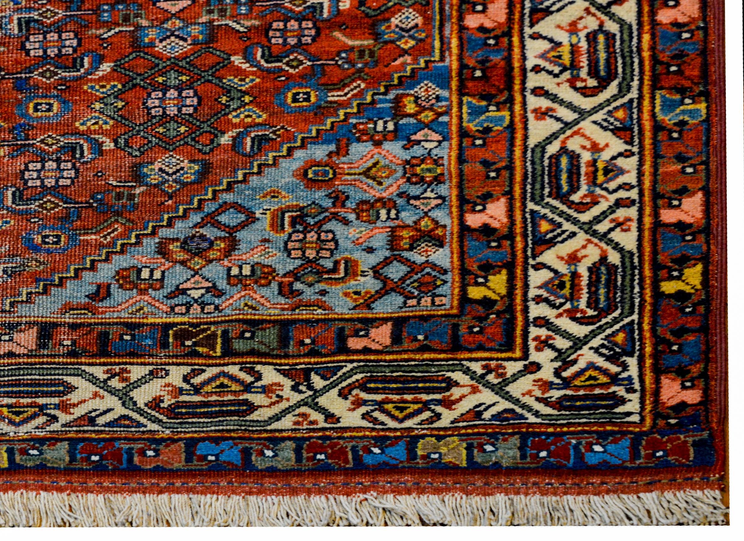 Vegetable Dyed Gorgeous Early 20th Century Bidjar Herati Rug For Sale