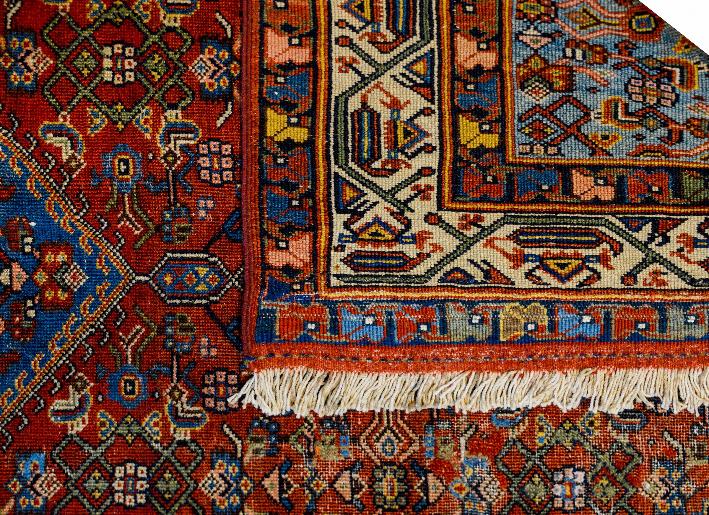 Gorgeous Early 20th Century Bidjar Herati Rug In Good Condition For Sale In Chicago, IL